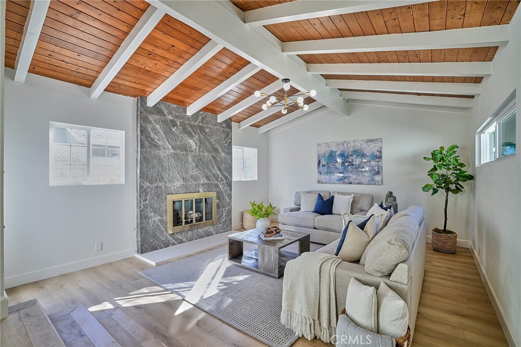 4713 Sepulveda Boulevard