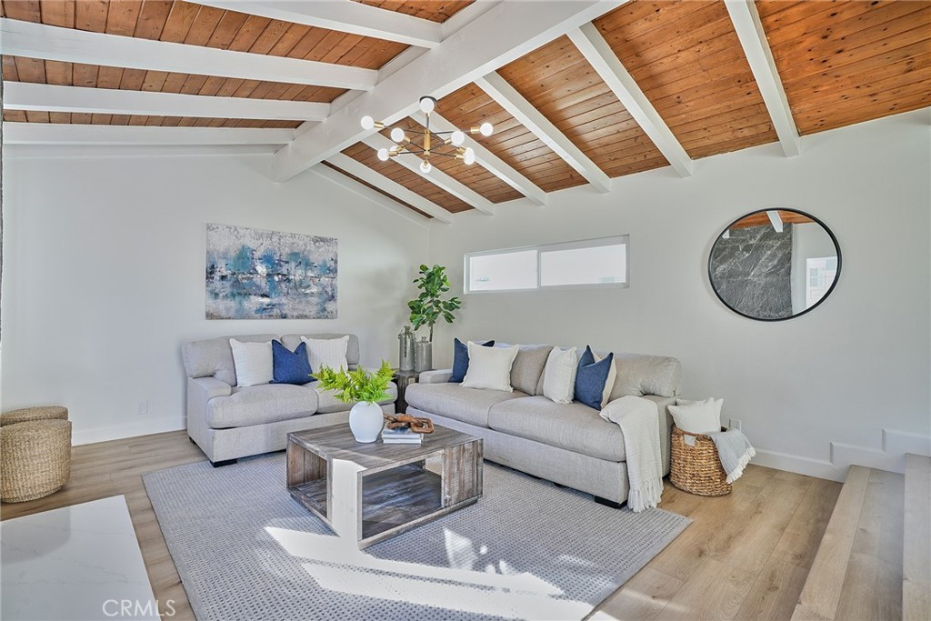 4713 Sepulveda Boulevard