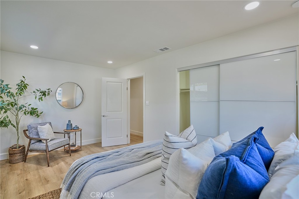 4713 Sepulveda Boulevard