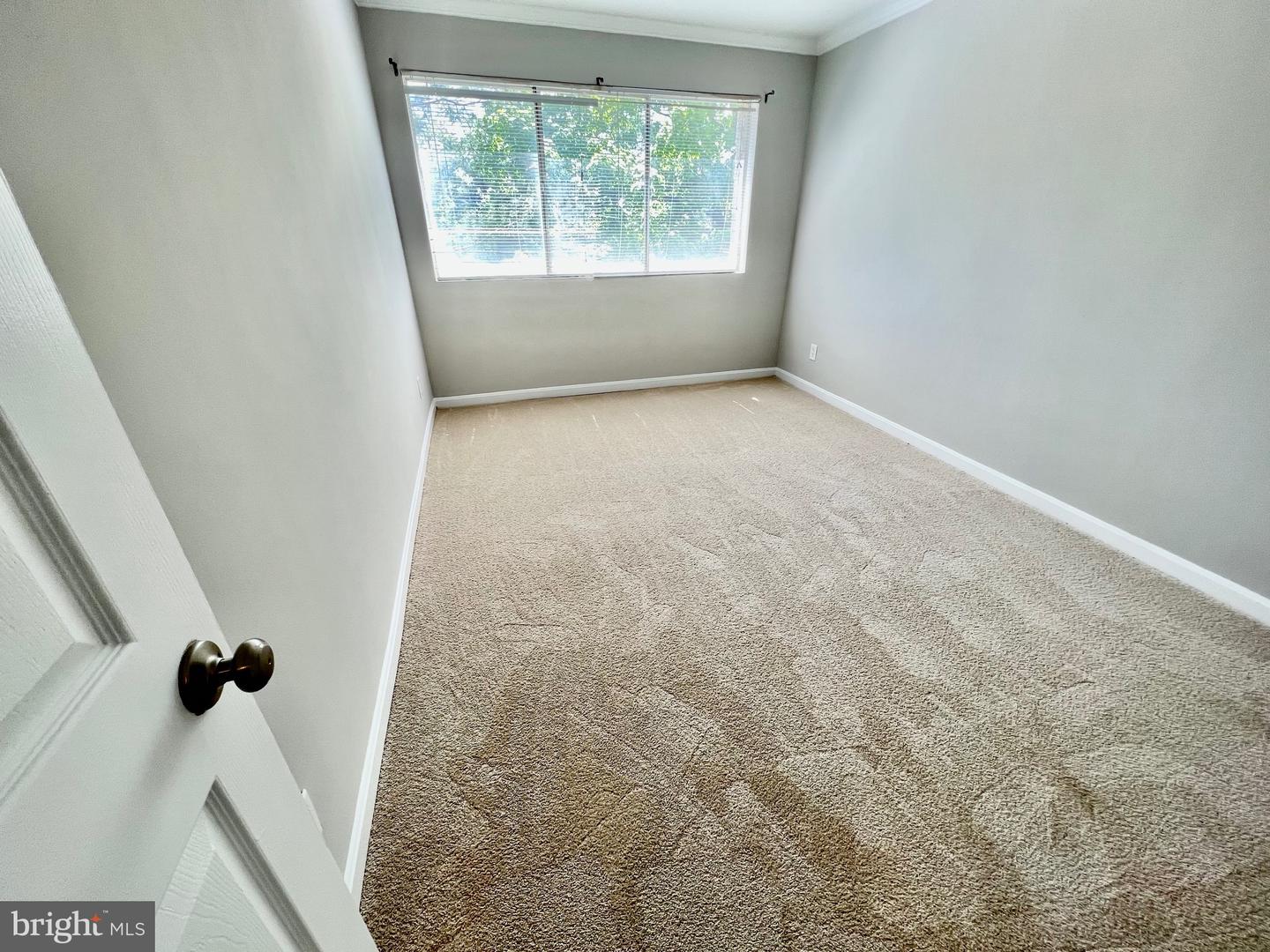 5801 Quantrell Ave #206