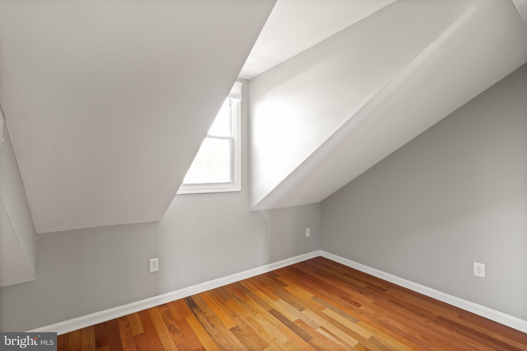 911 ORONOCO ST
