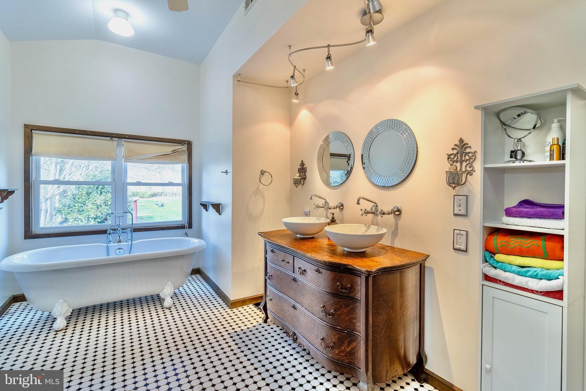 5274 Old Alexandria Tpke