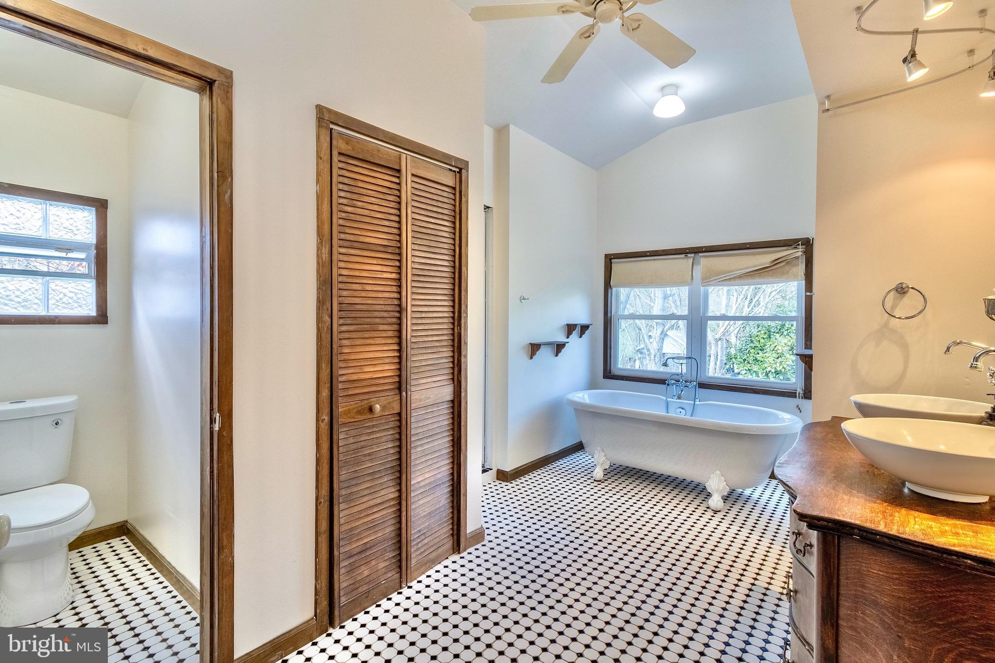 5274 Old Alexandria Tpke