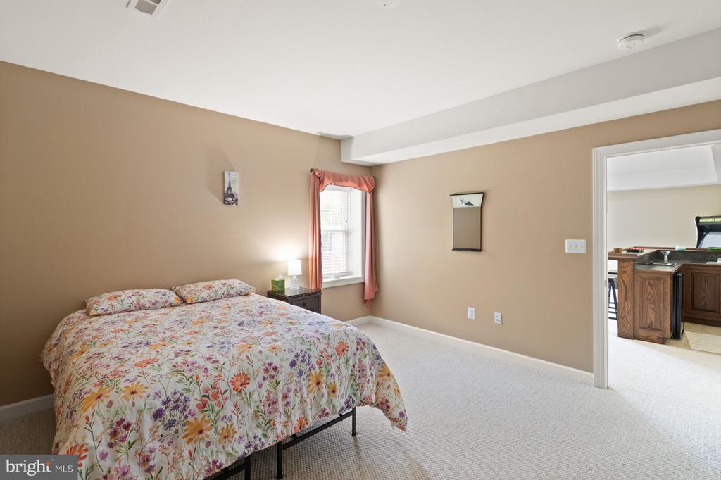 6451 Emily Anne Ct