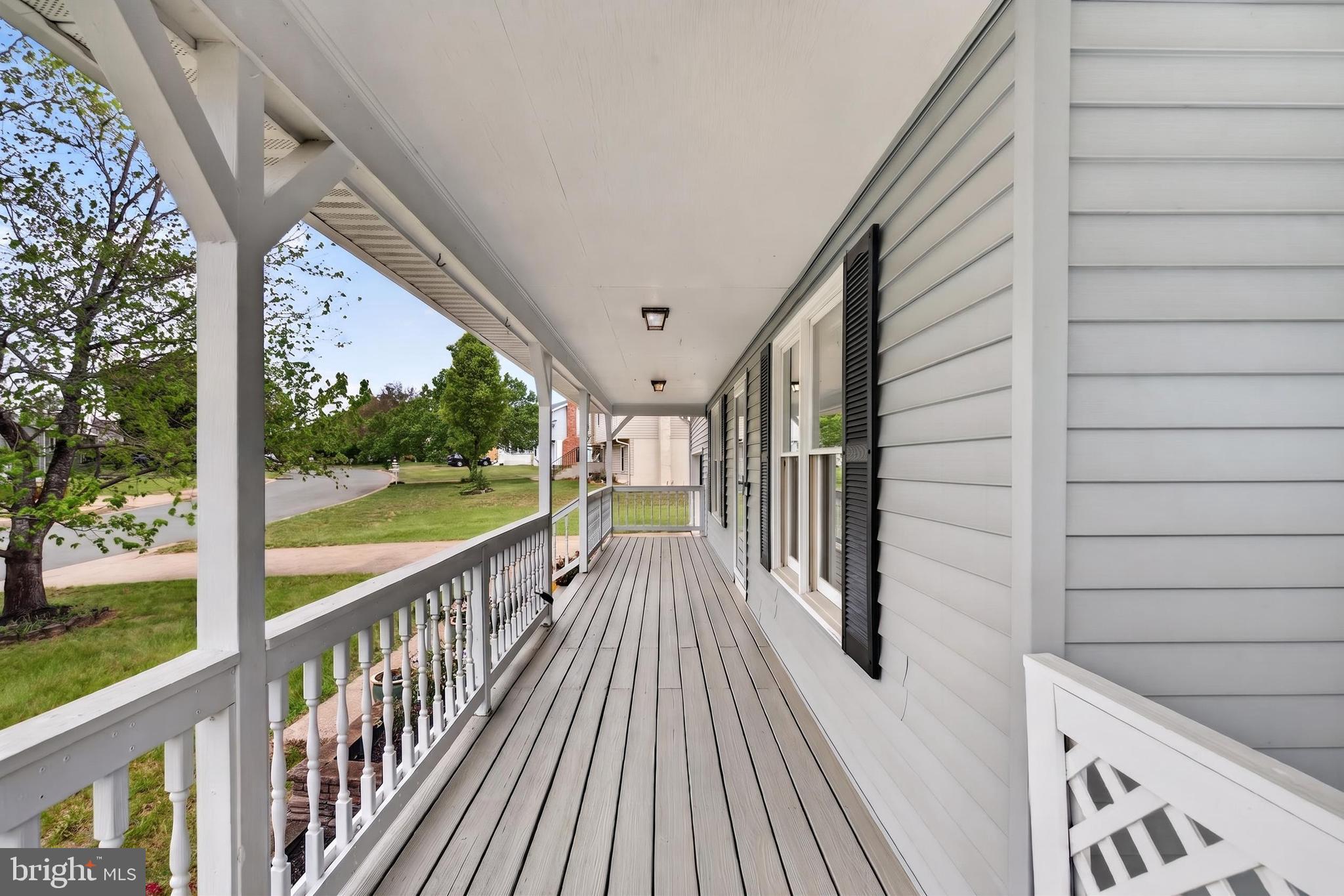 10985 BLAKE LANE