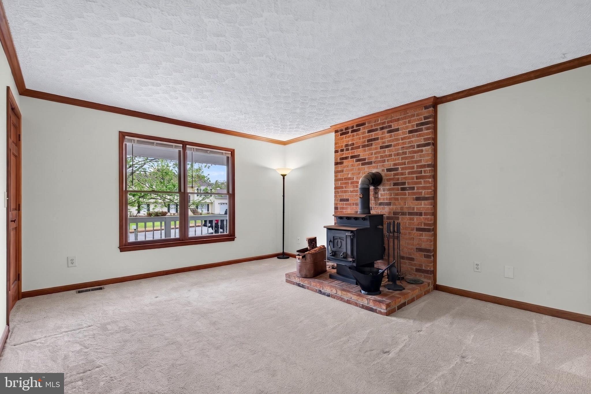 10985 BLAKE LANE
