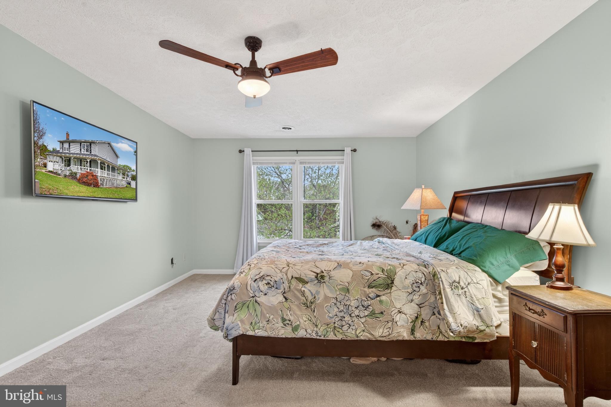 10985 BLAKE LANE