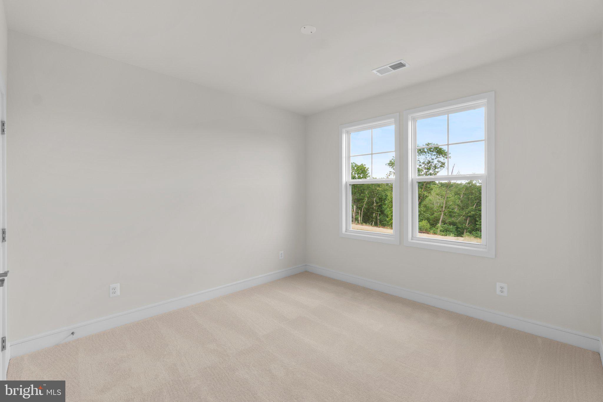 158 Leather Flower Dr