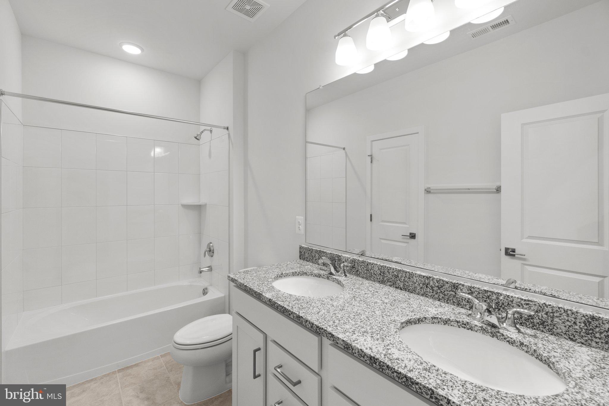 158 Leather Flower Dr