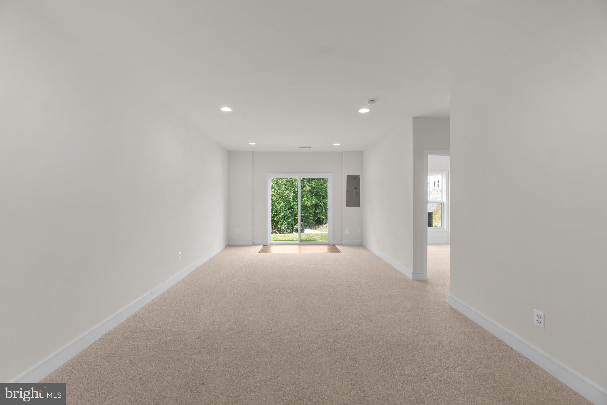 158 Leather Flower Dr