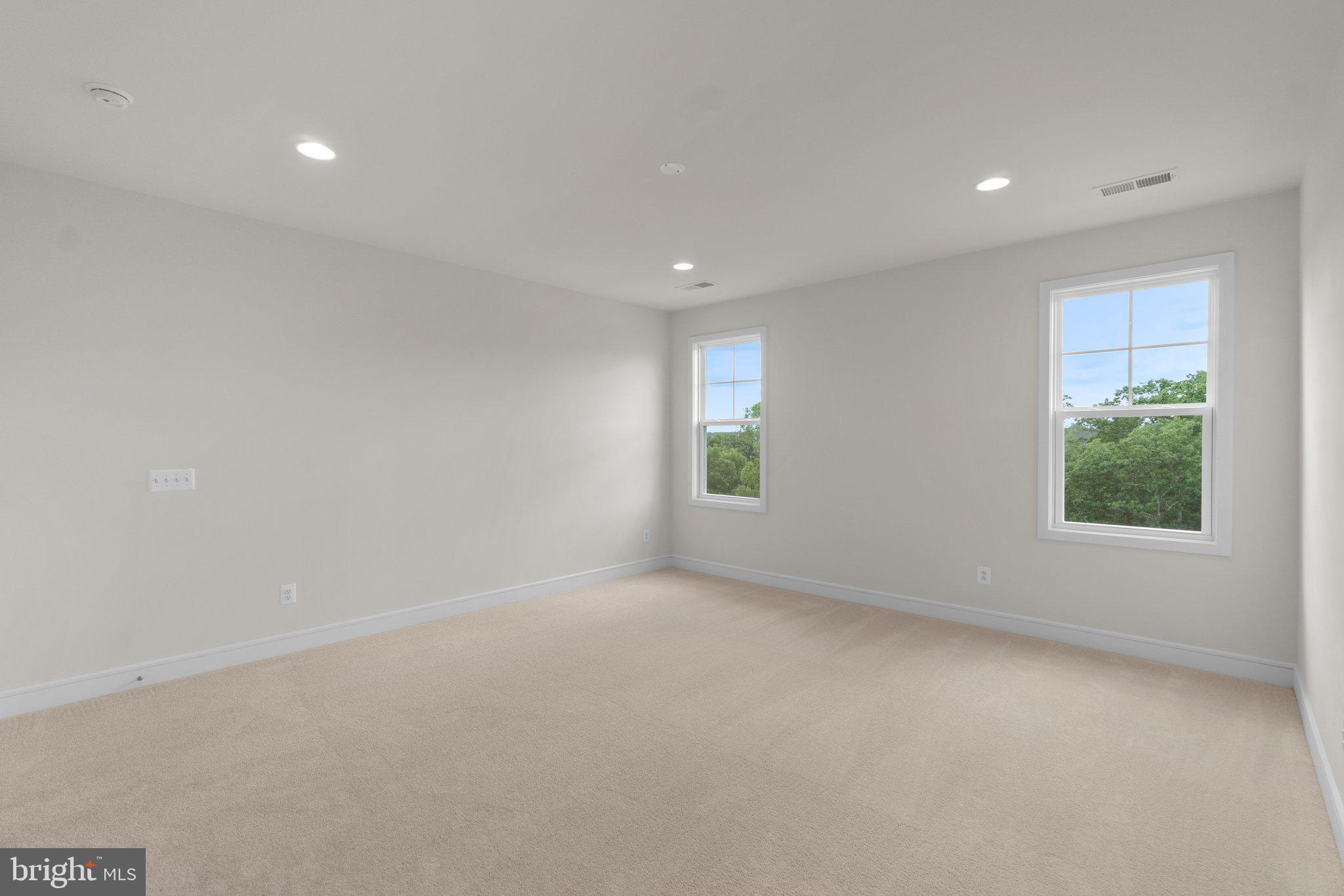 158 Leather Flower Dr