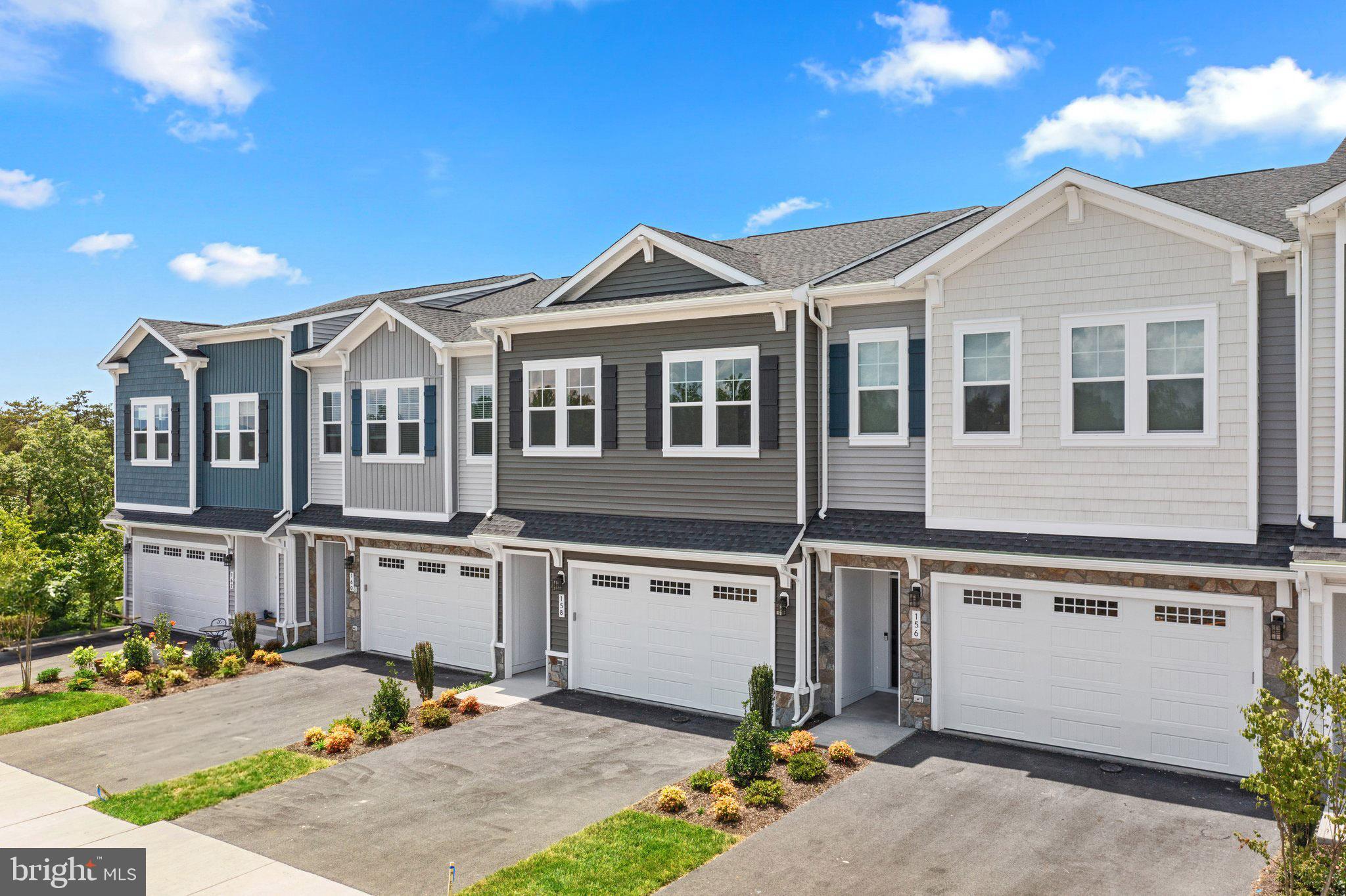 158 Leather Flower Dr