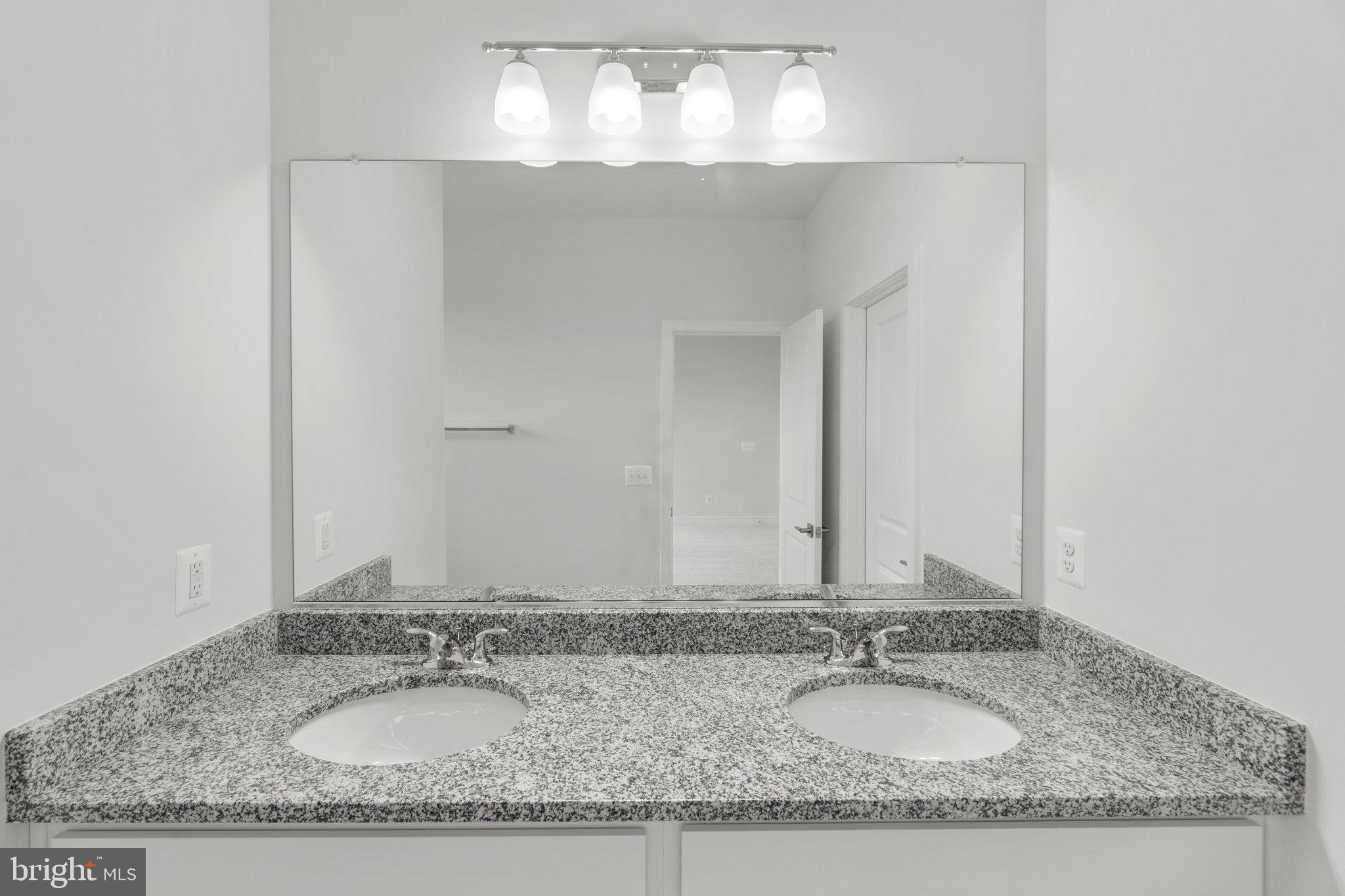 158 Leather Flower Dr