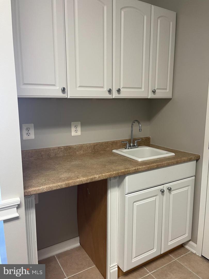 14641 Lee Hwy #202