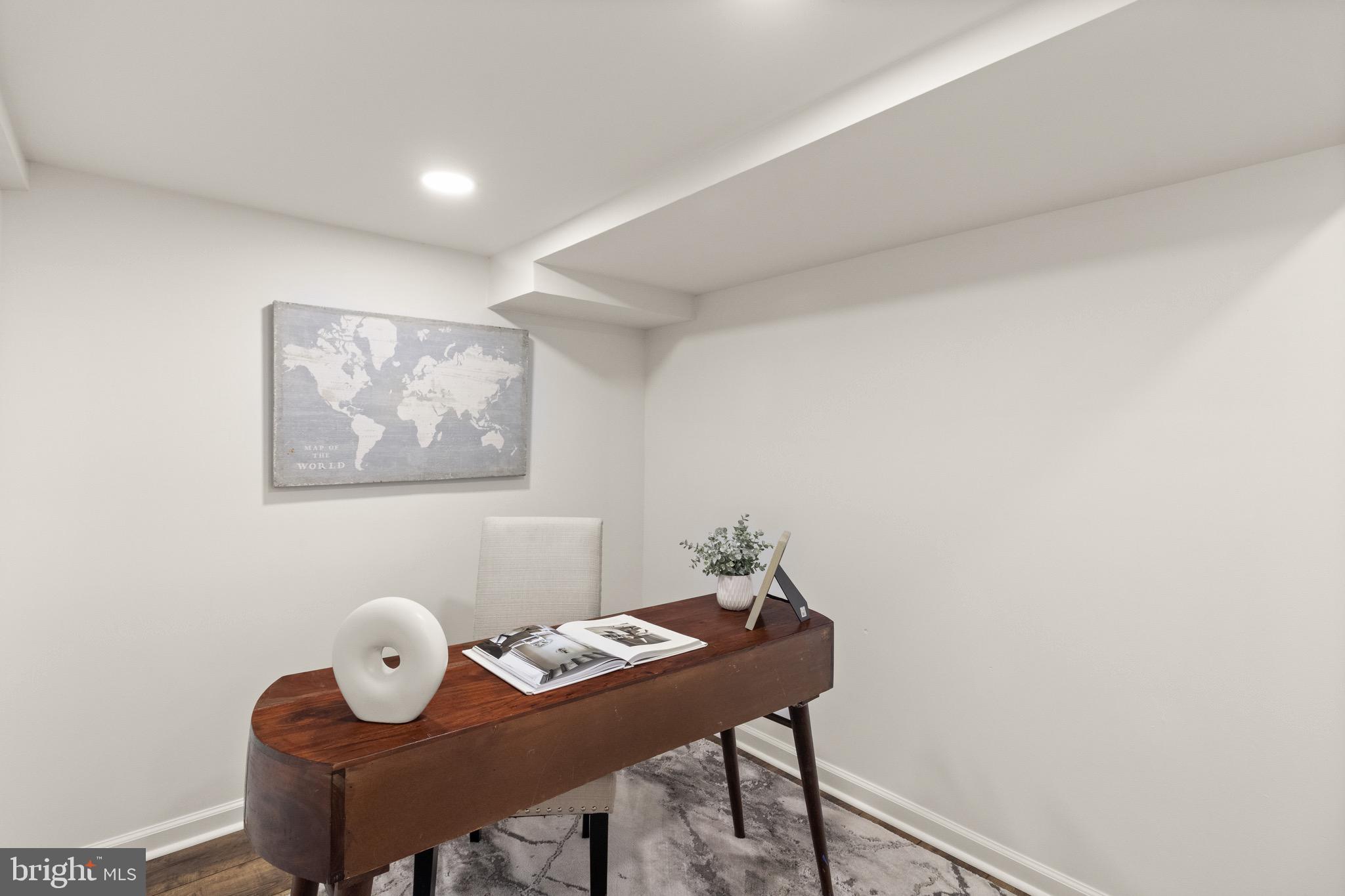 7938 Gunston Woods Pl