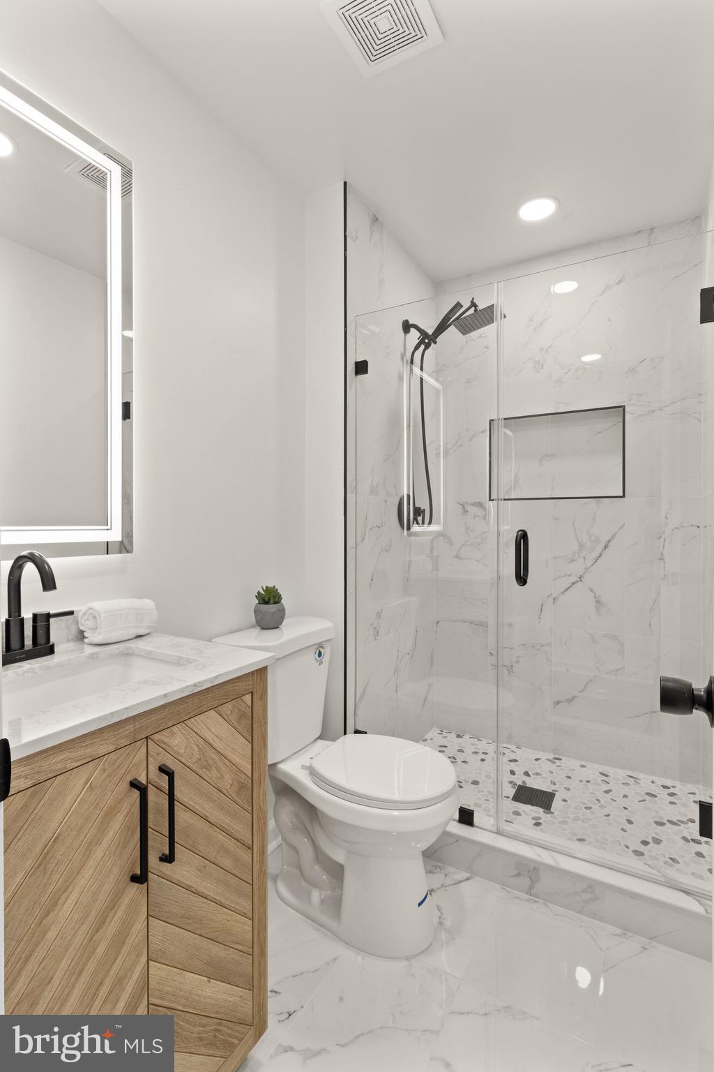 7938 Gunston Woods Pl