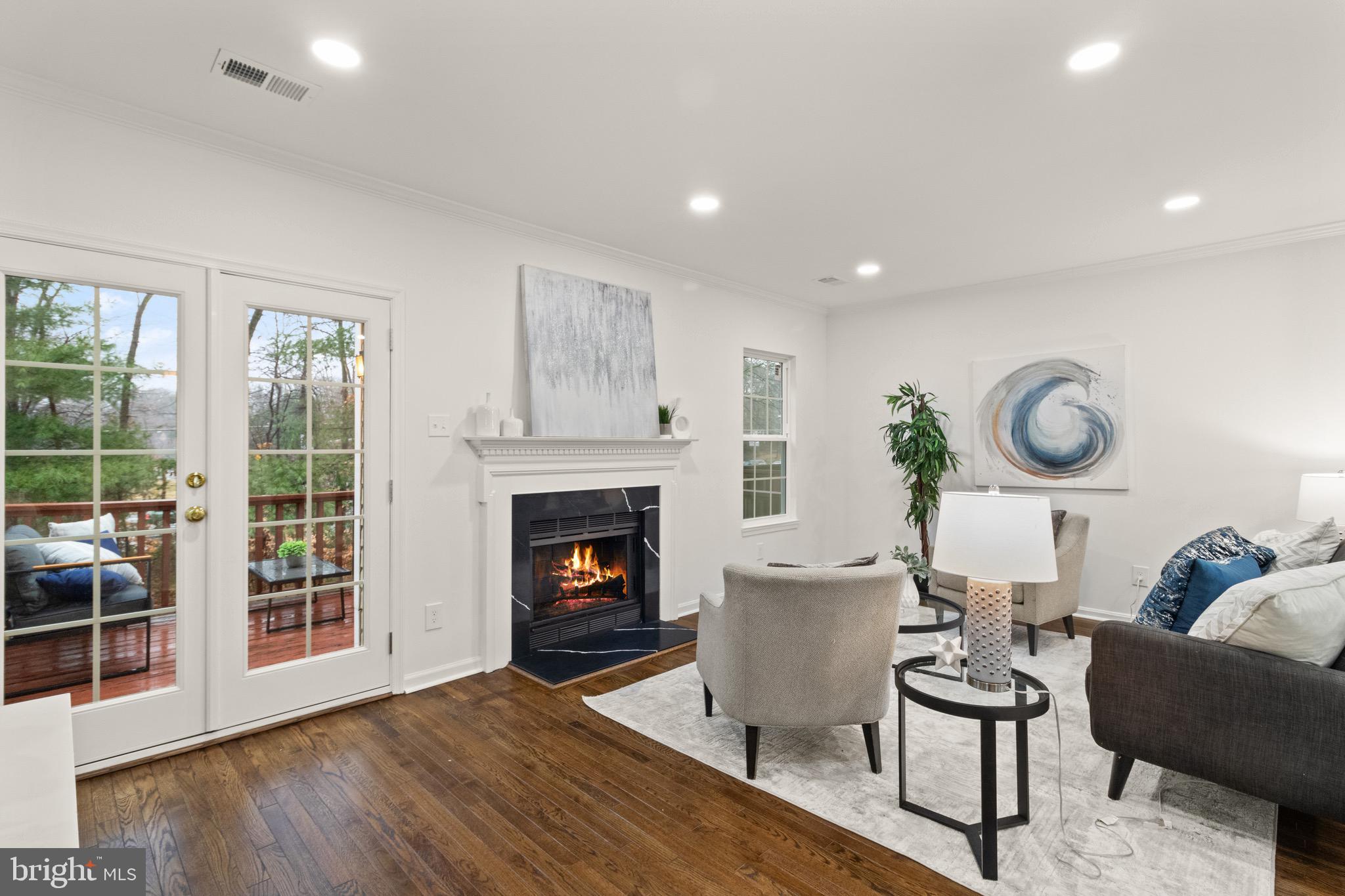 7938 Gunston Woods Pl