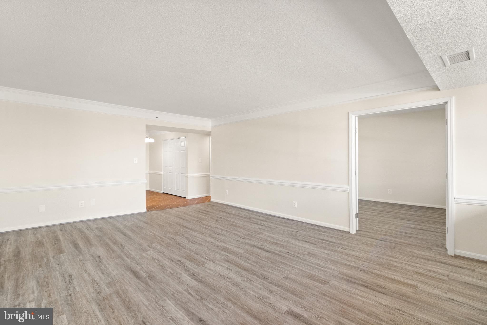 3713 S GEORGE MASON DR #906W