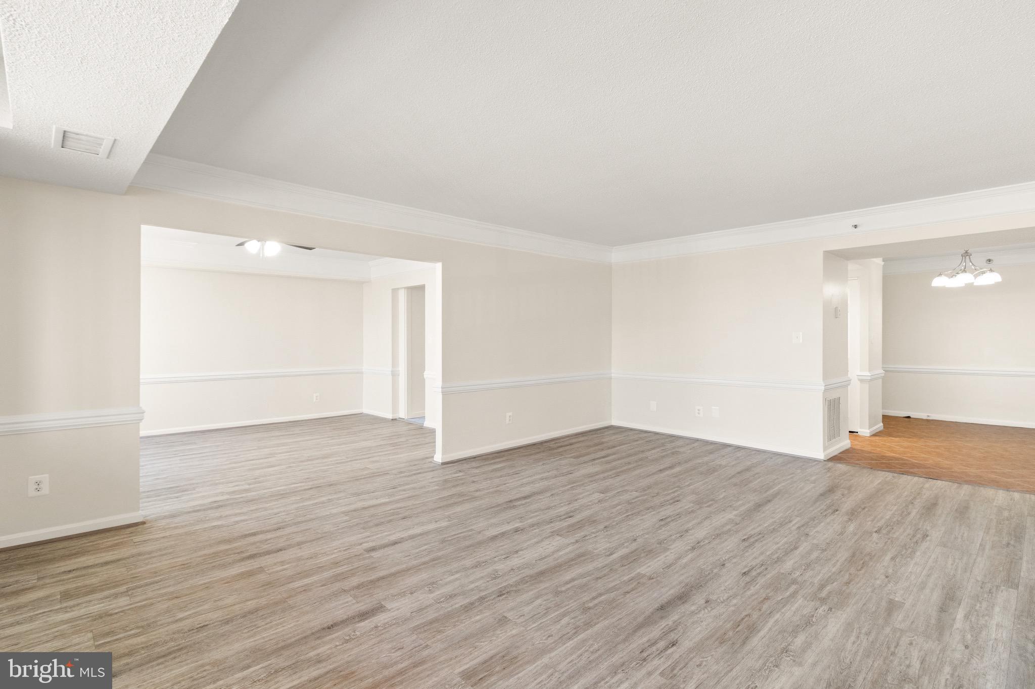 3713 S GEORGE MASON DR #906W