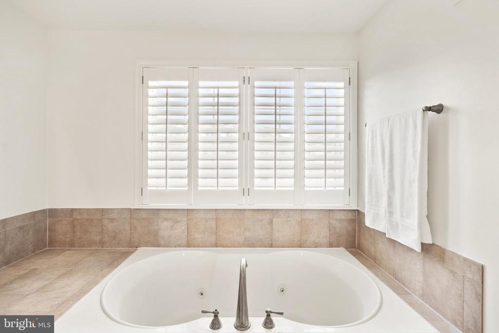 2482 CURIE COURT 10