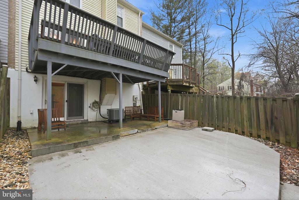 5672 KIRKHAM COURT