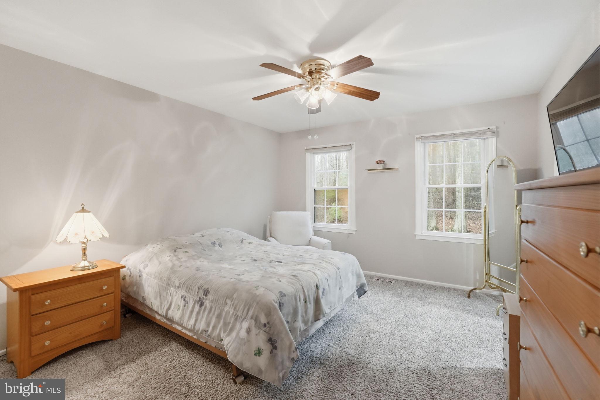 5672 KIRKHAM COURT