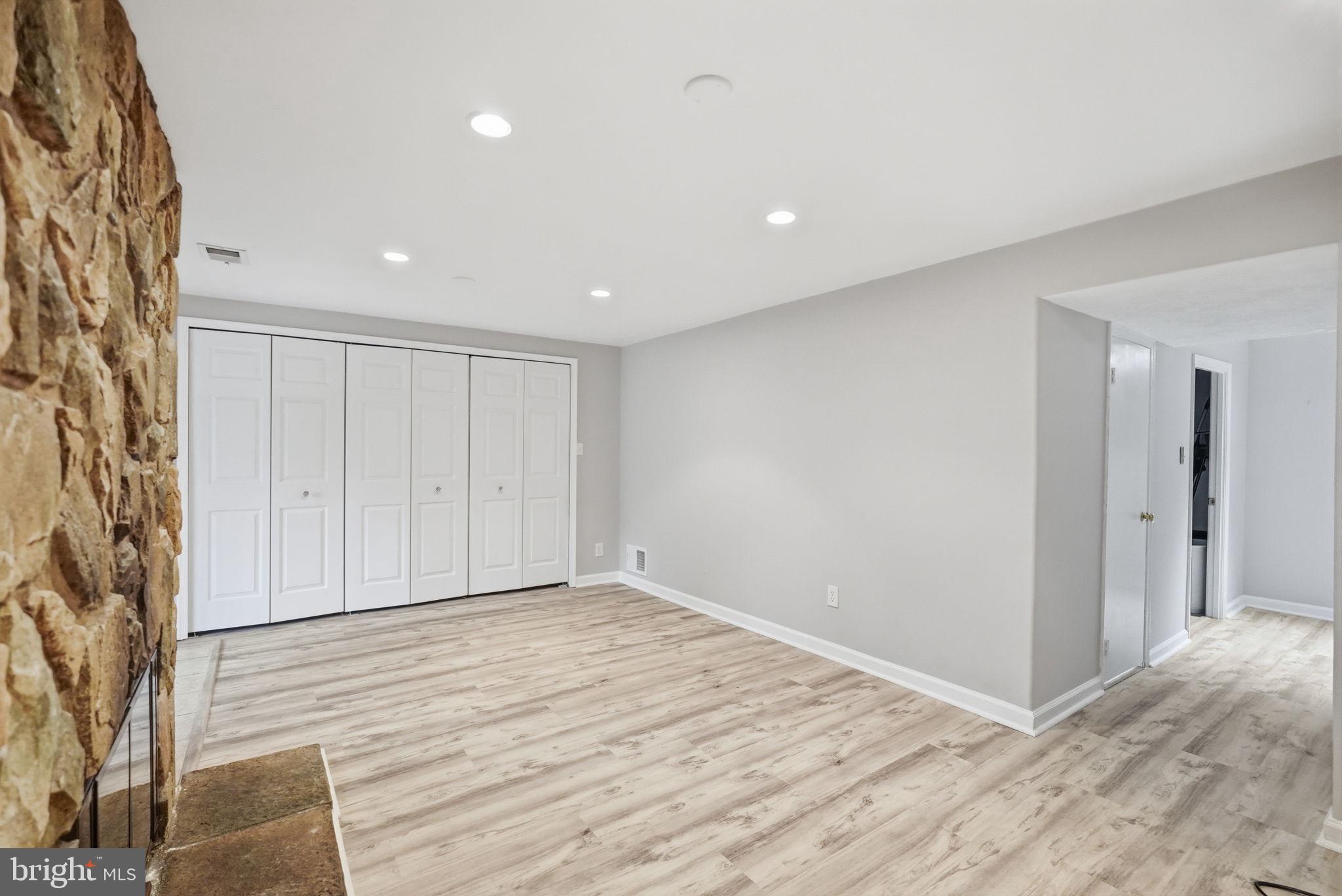 5672 KIRKHAM COURT