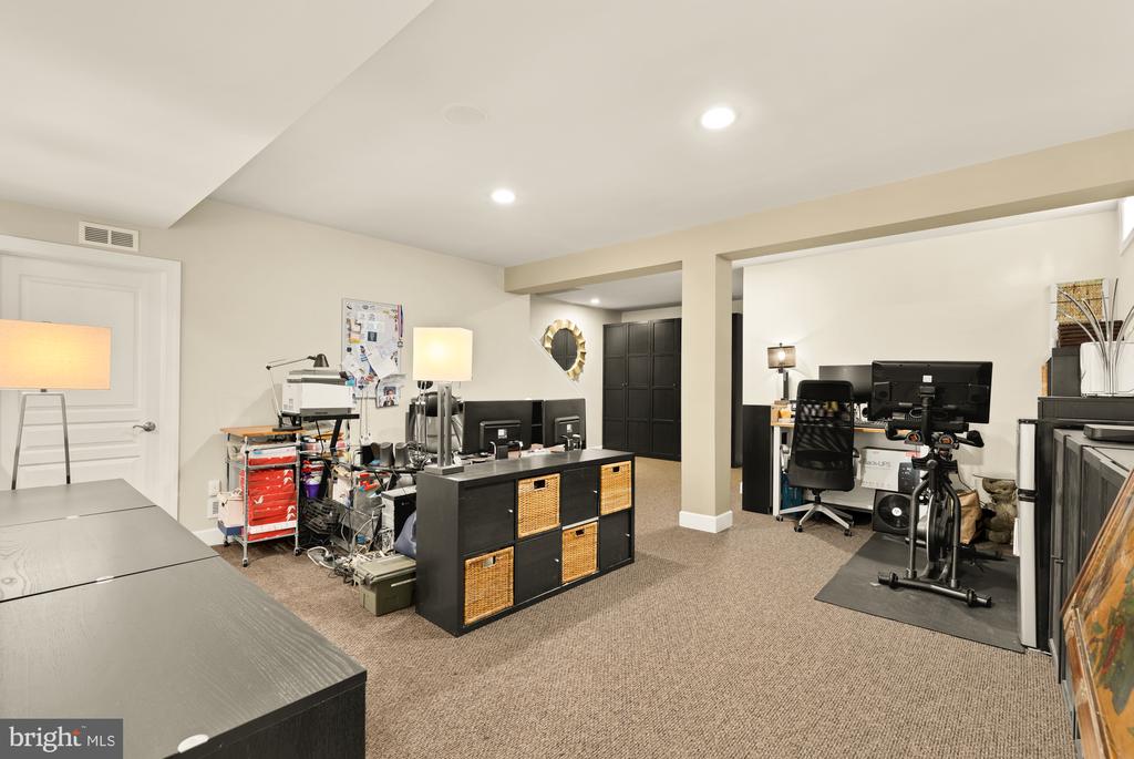 6522 WAYSIDE PLACE