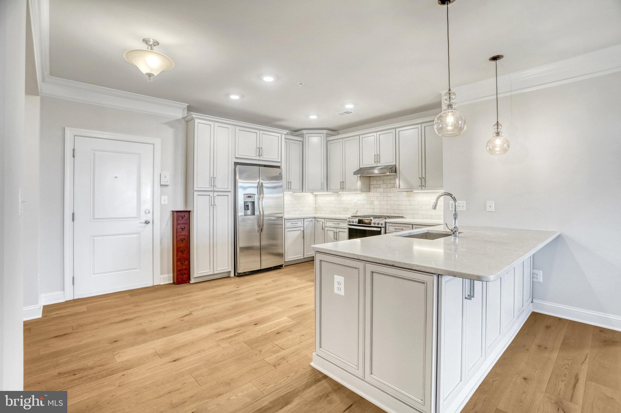 21007 Rocky Knoll Sq #303