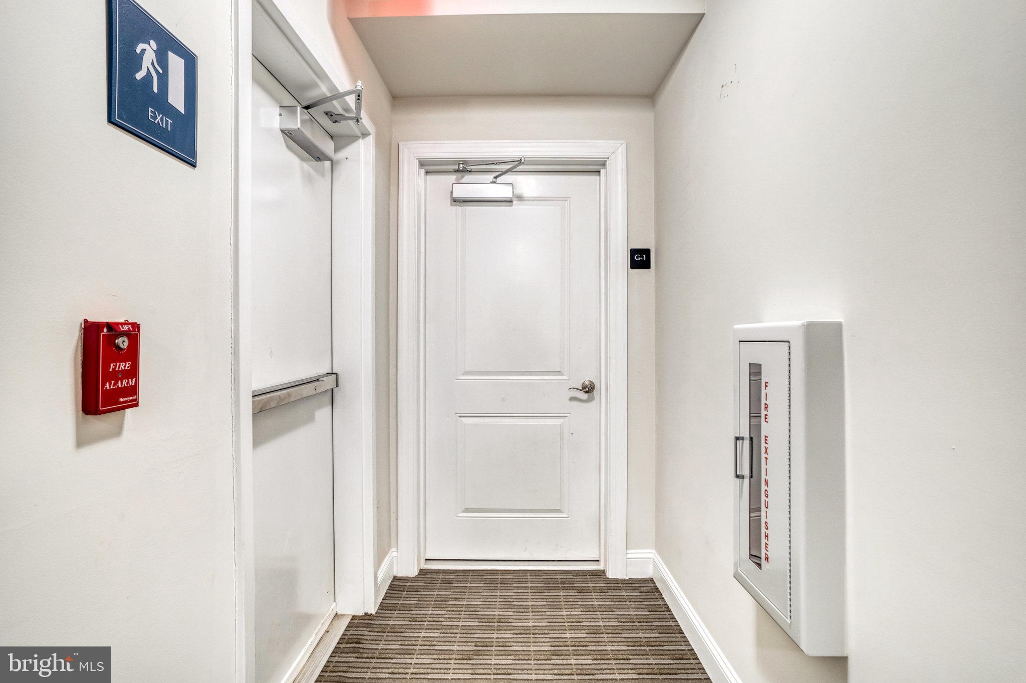 21007 Rocky Knoll Sq #303