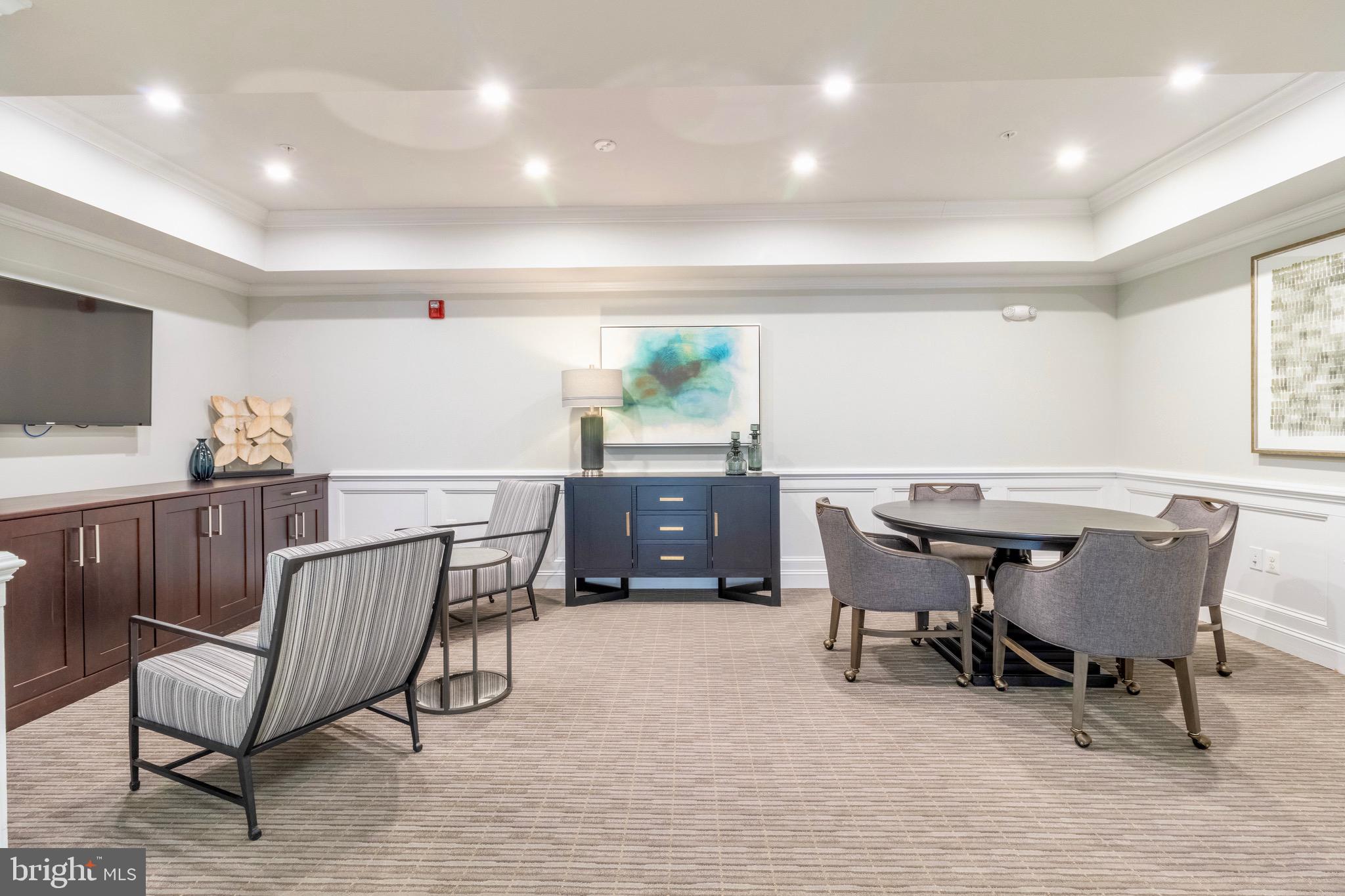 21025 Rocky Knoll Sq #204