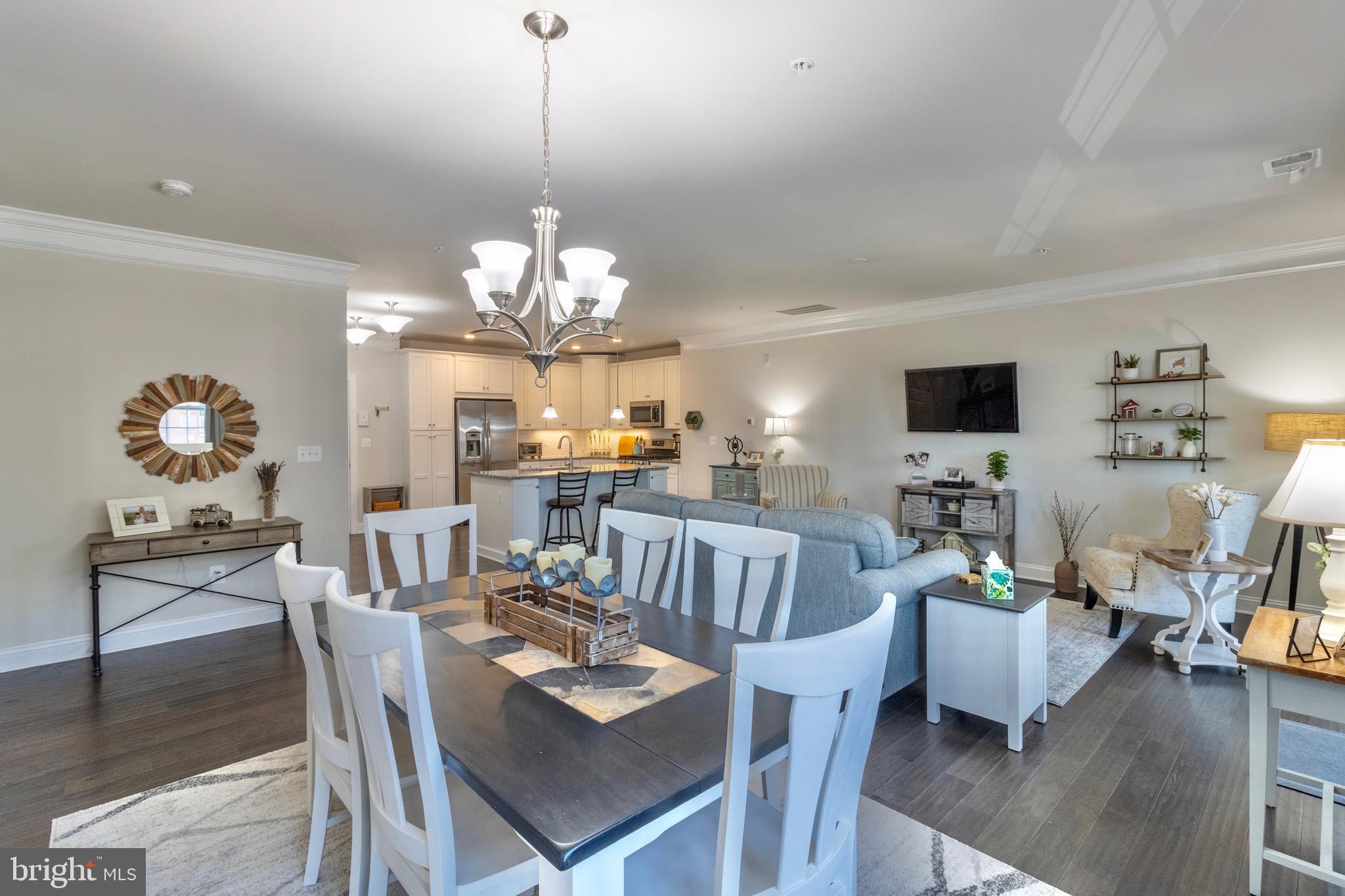 21025 Rocky Knoll Sq #204