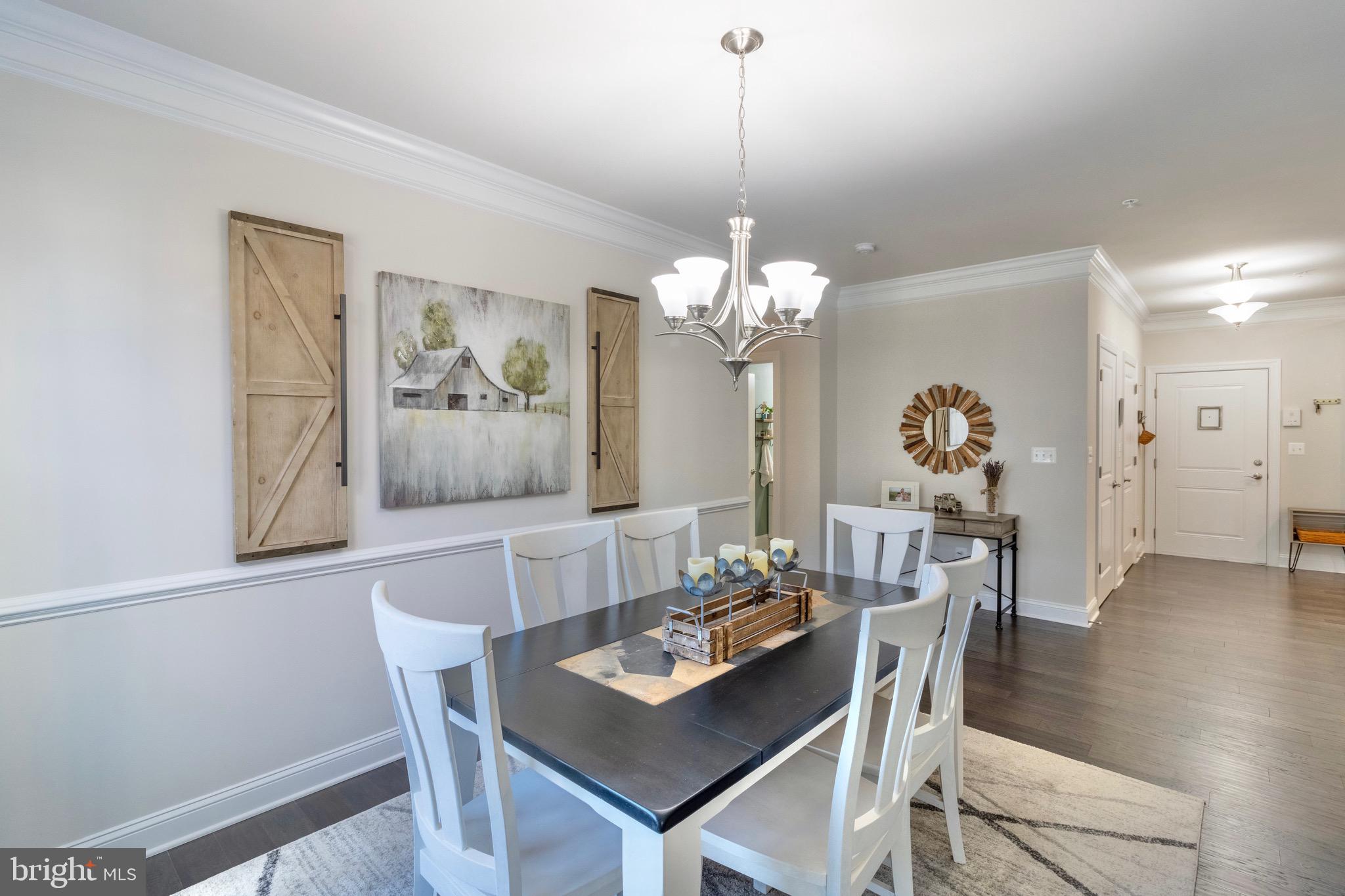 21025 Rocky Knoll Sq #204