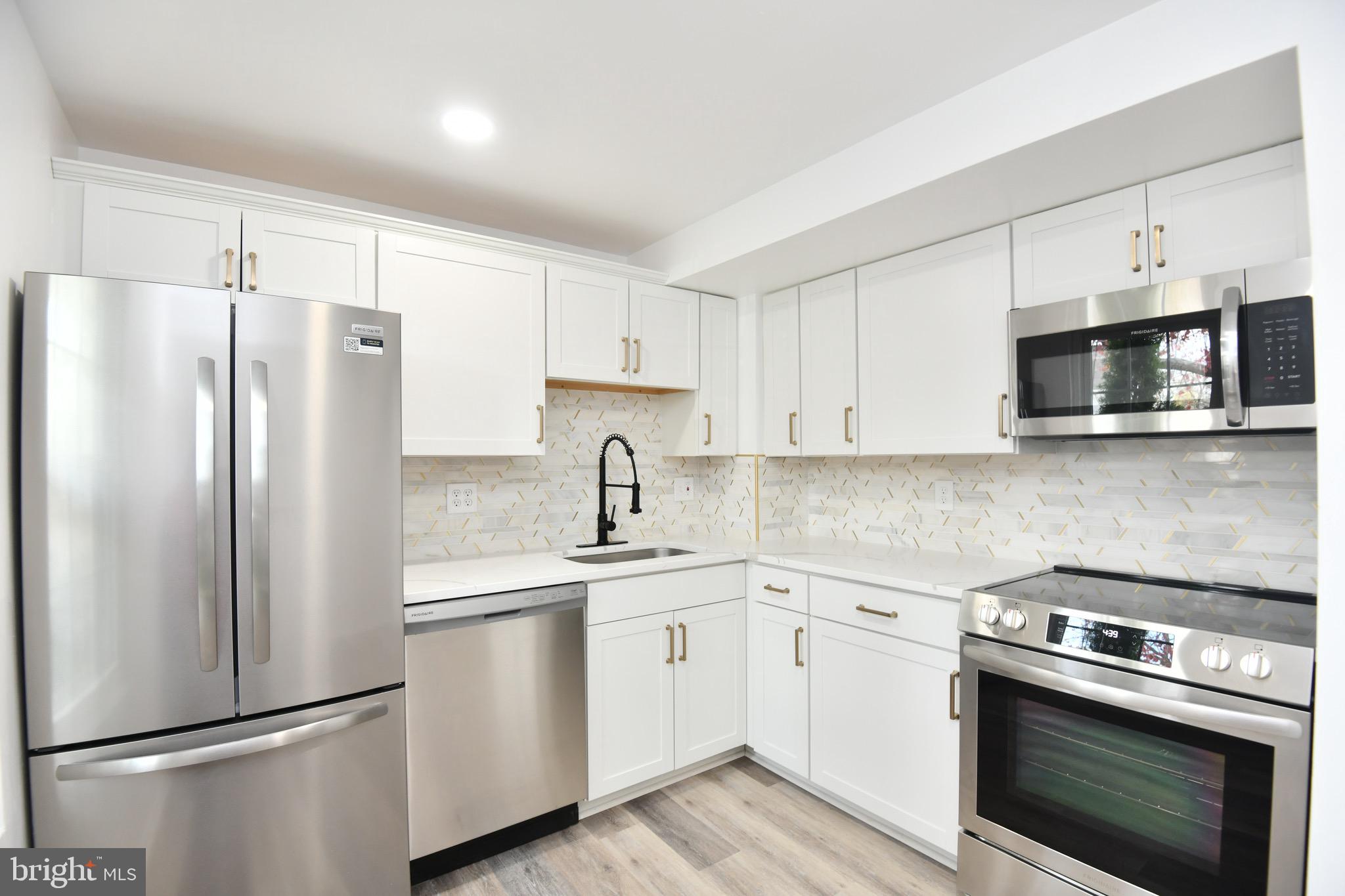 8451 Georgian Ct