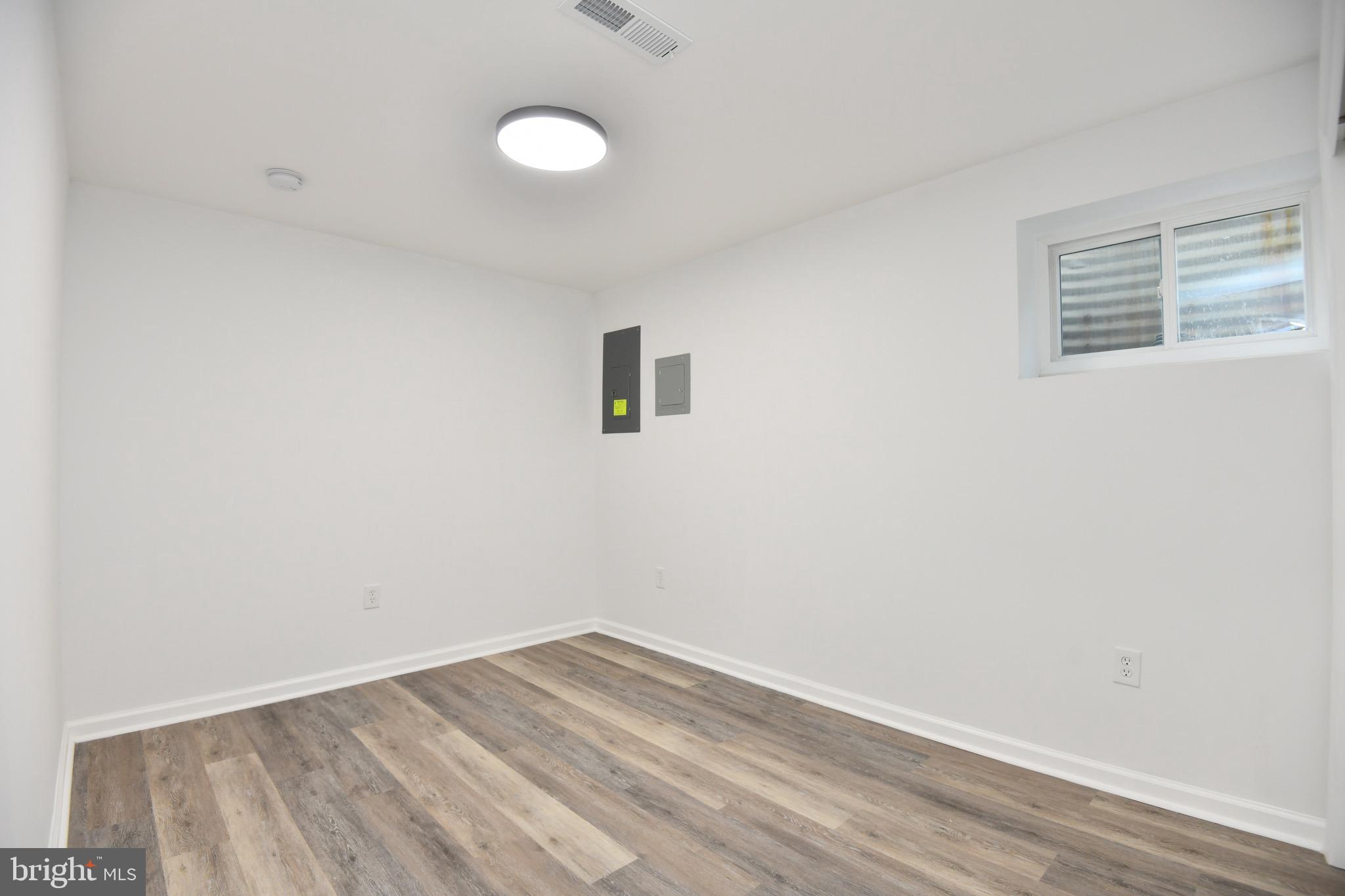 8451 Georgian Ct