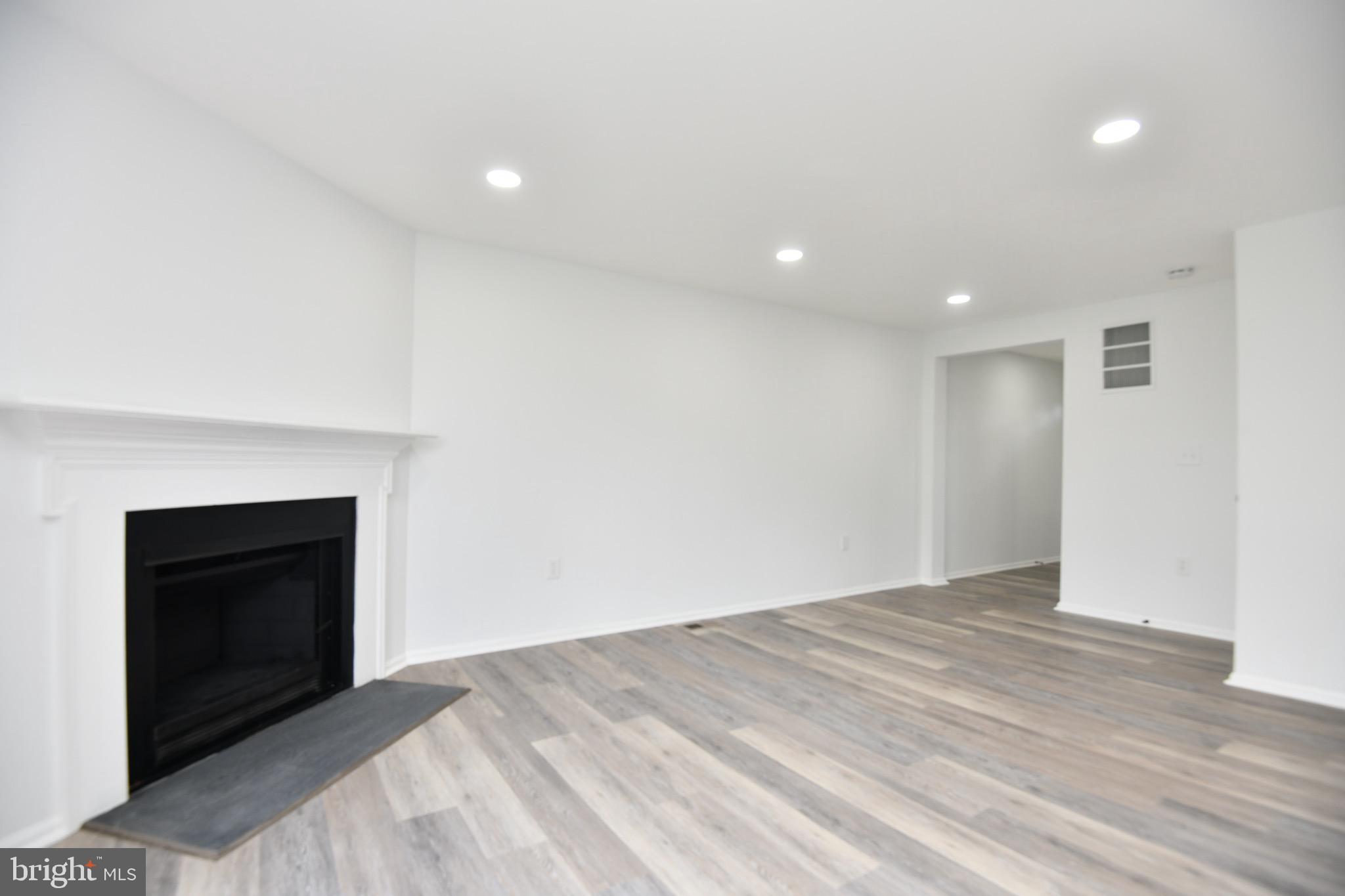 8451 Georgian Ct