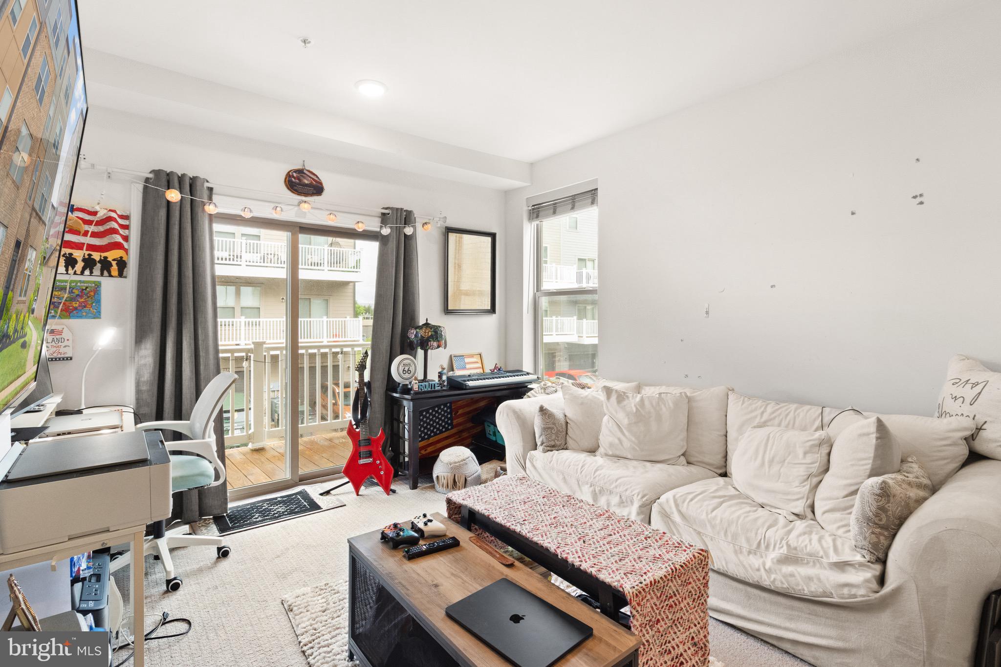 10424 RATCLIFFE TRL