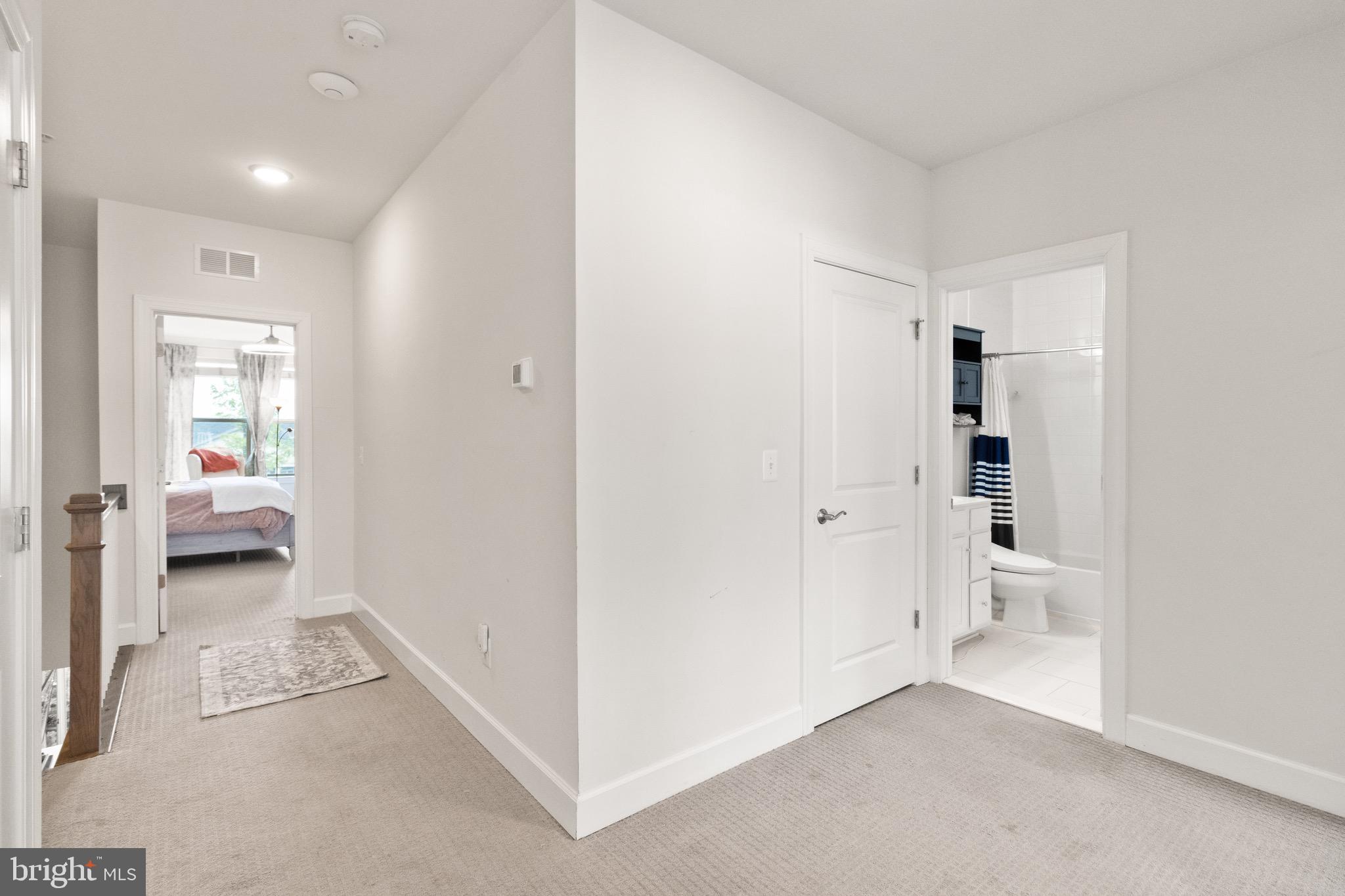 10424 RATCLIFFE TRL