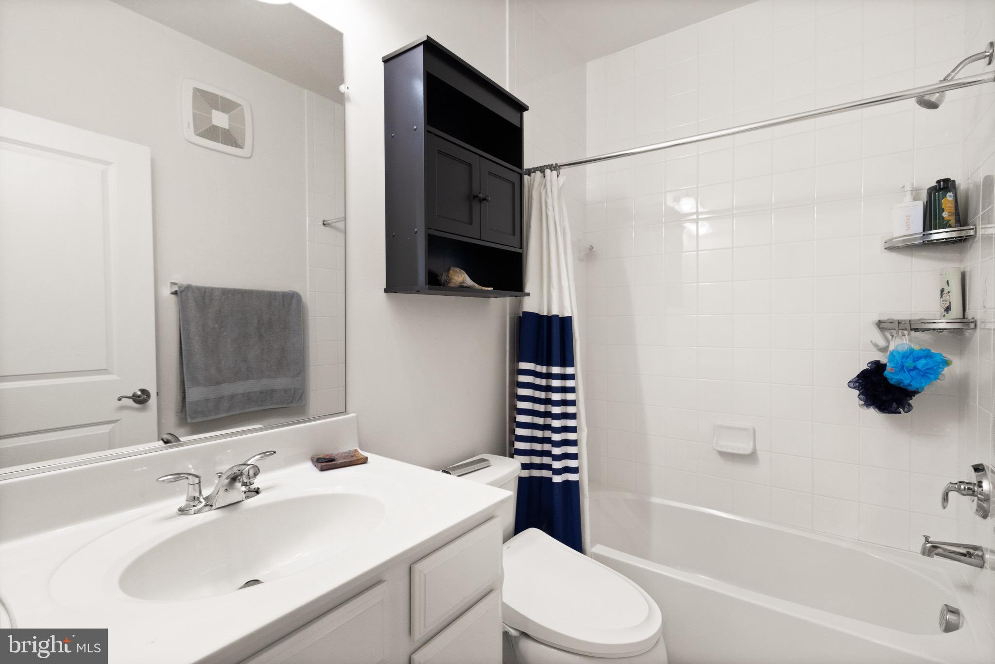 10424 RATCLIFFE TRL