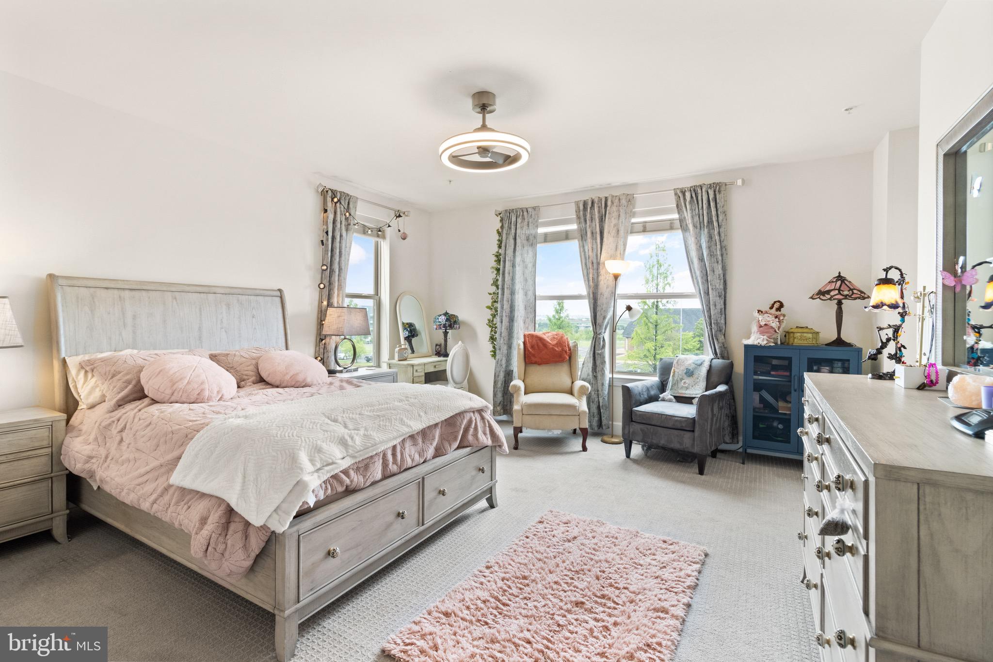 10424 RATCLIFFE TRL