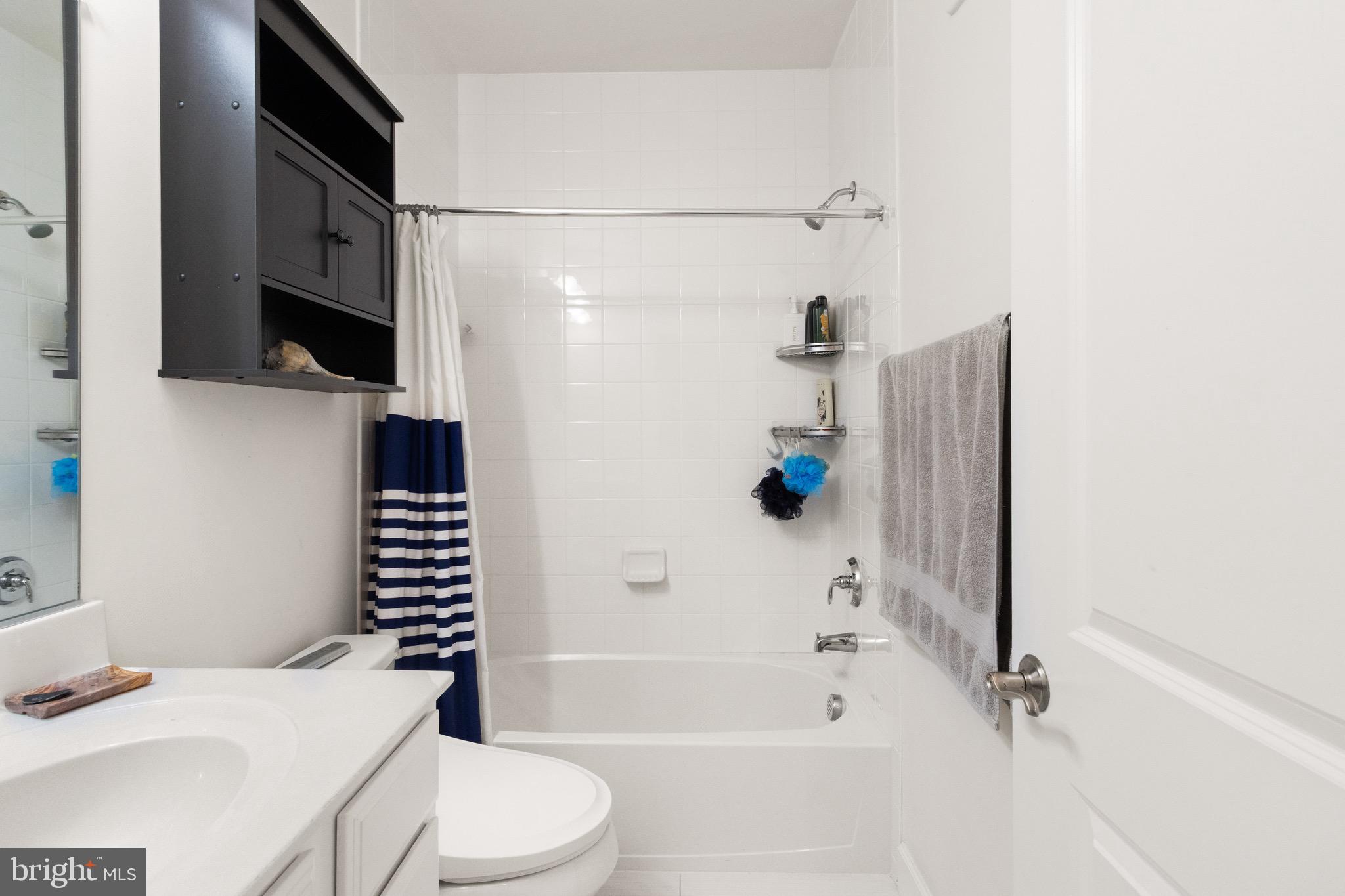 10424 RATCLIFFE TRL