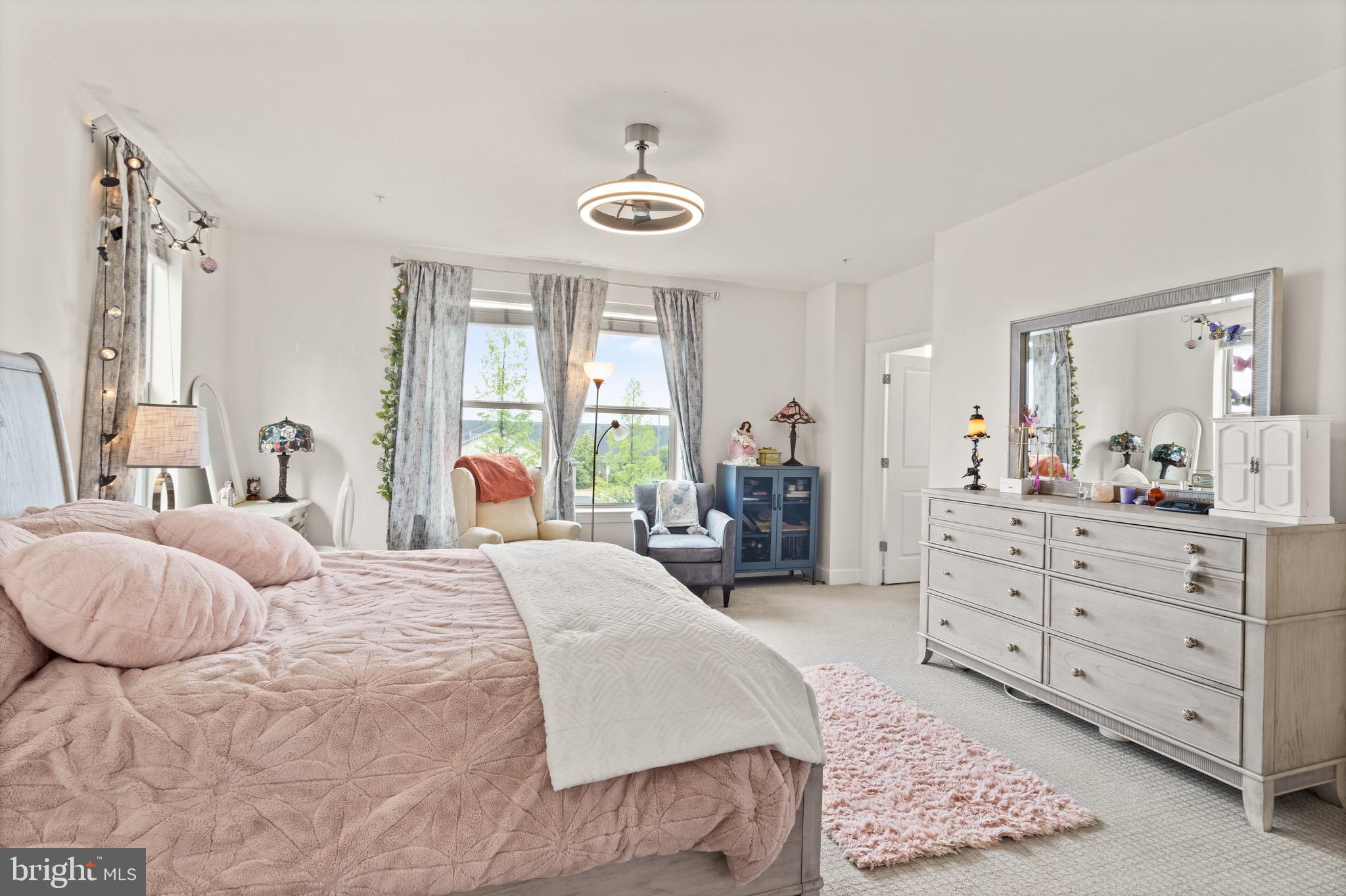 10424 RATCLIFFE TRL
