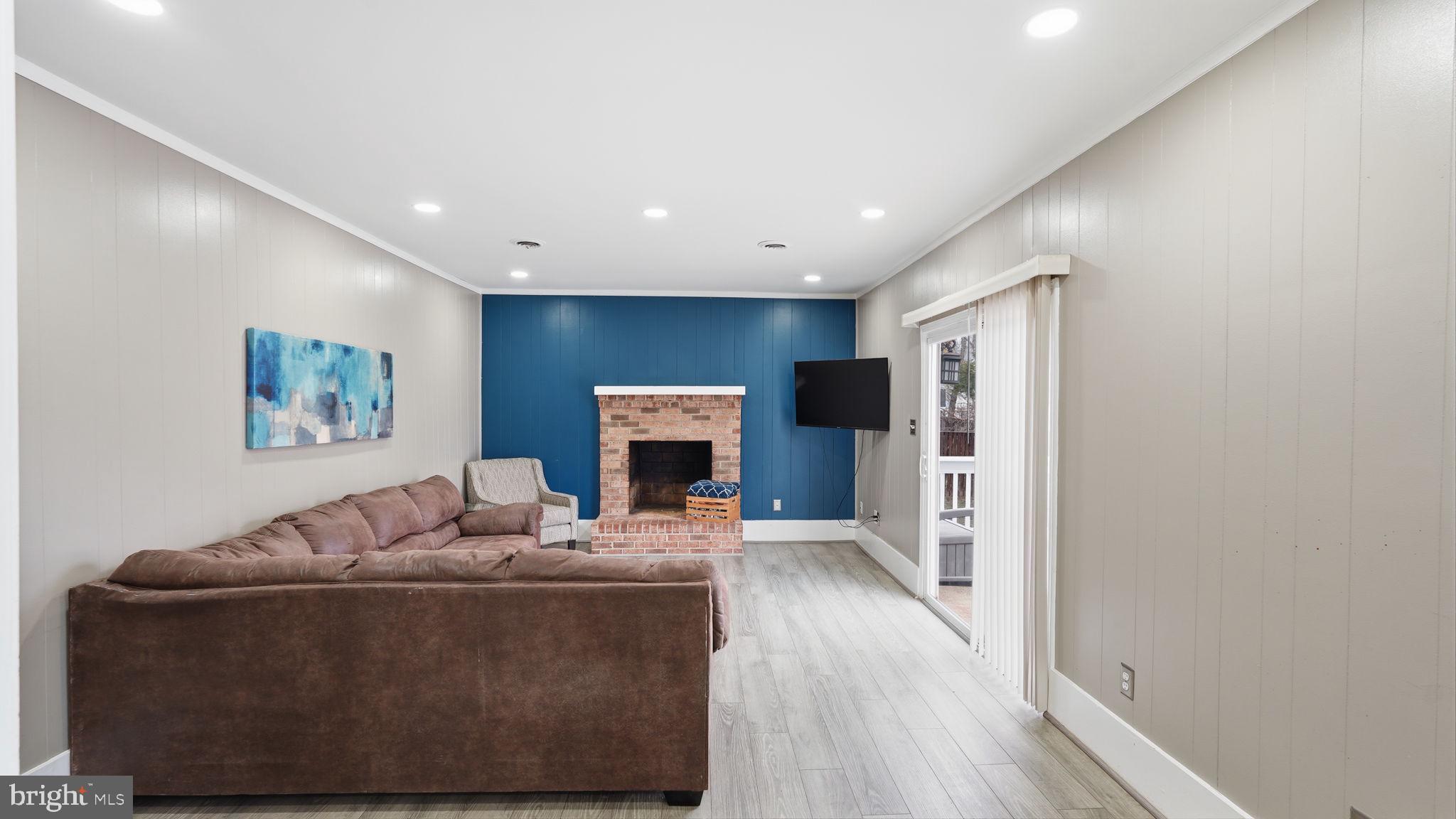 9647 BRANCHVIEW LANE