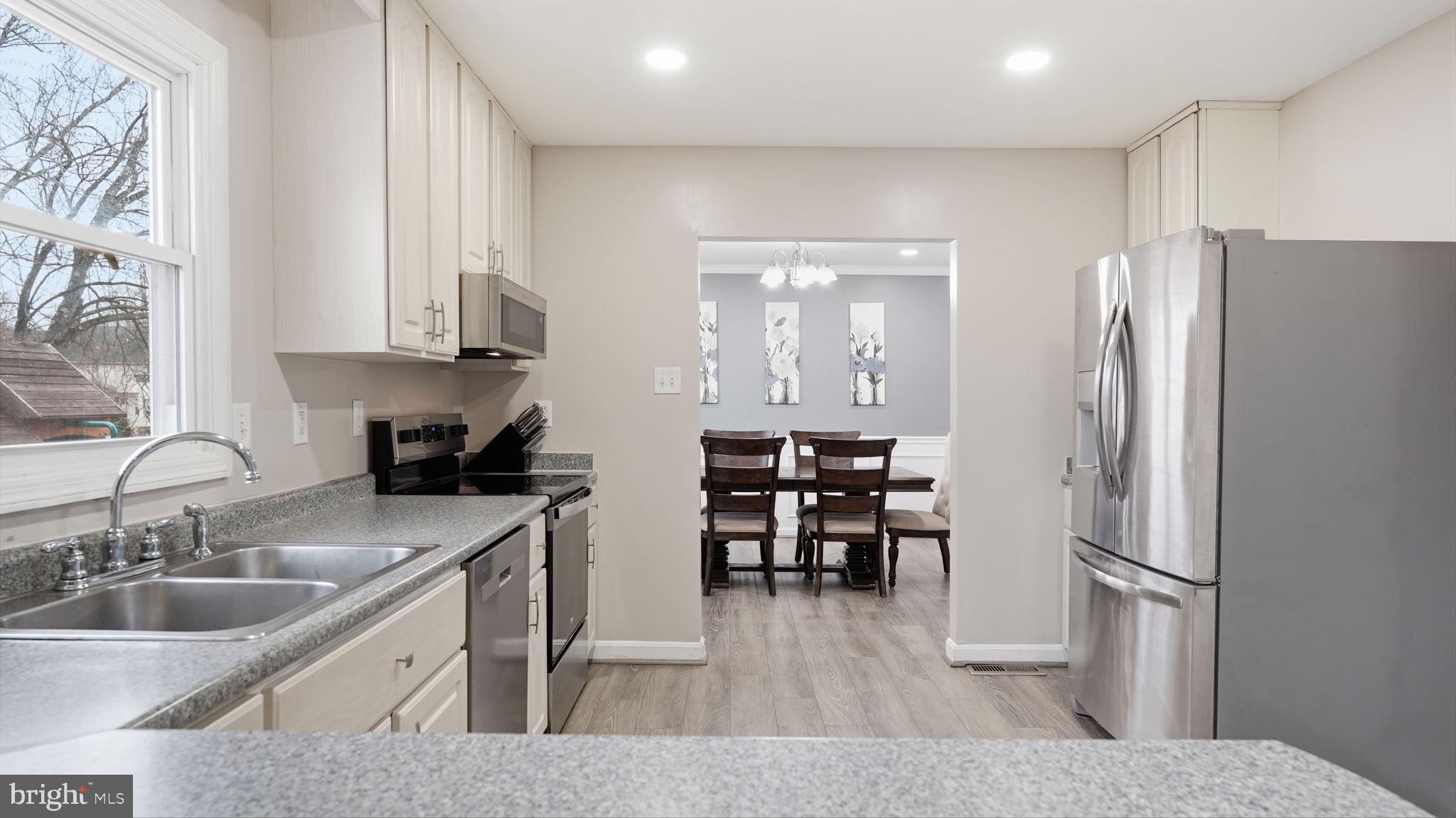 9647 BRANCHVIEW LANE