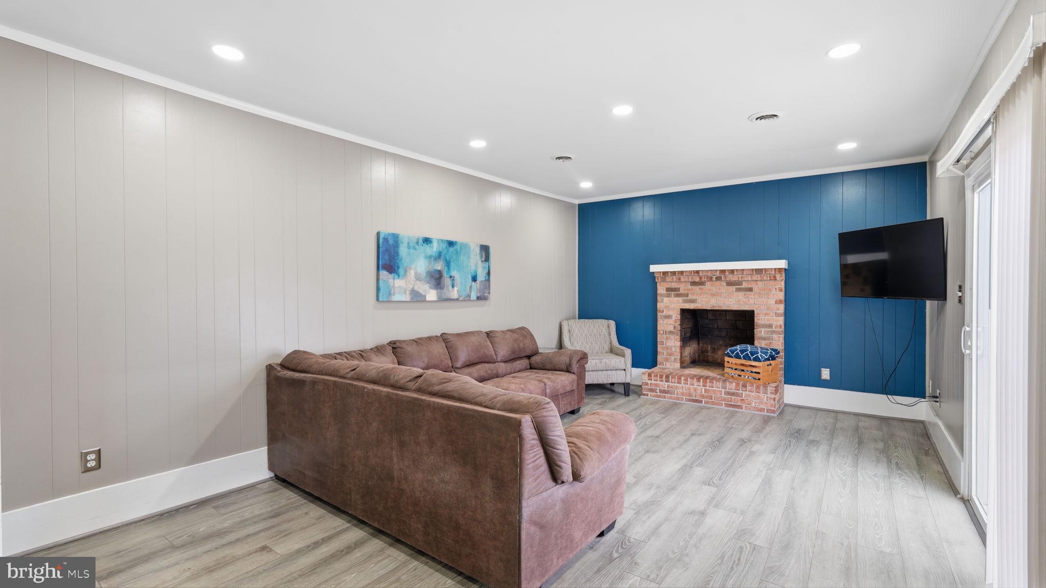 9647 BRANCHVIEW LANE