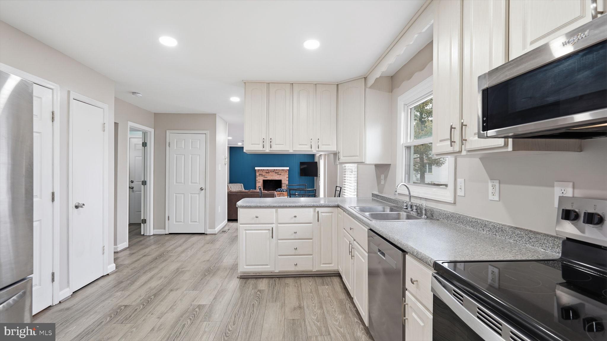 9647 BRANCHVIEW LANE