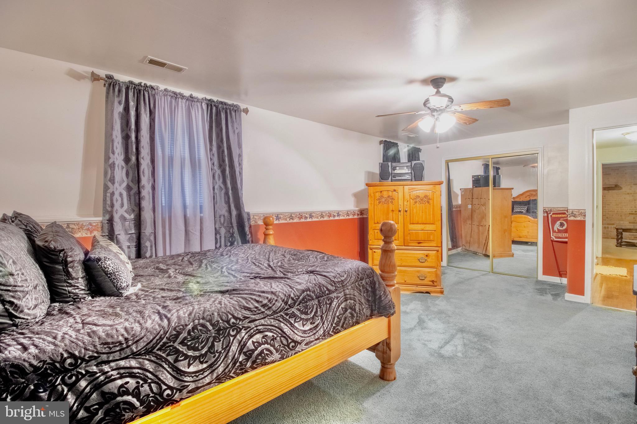 506 Stratford Cir