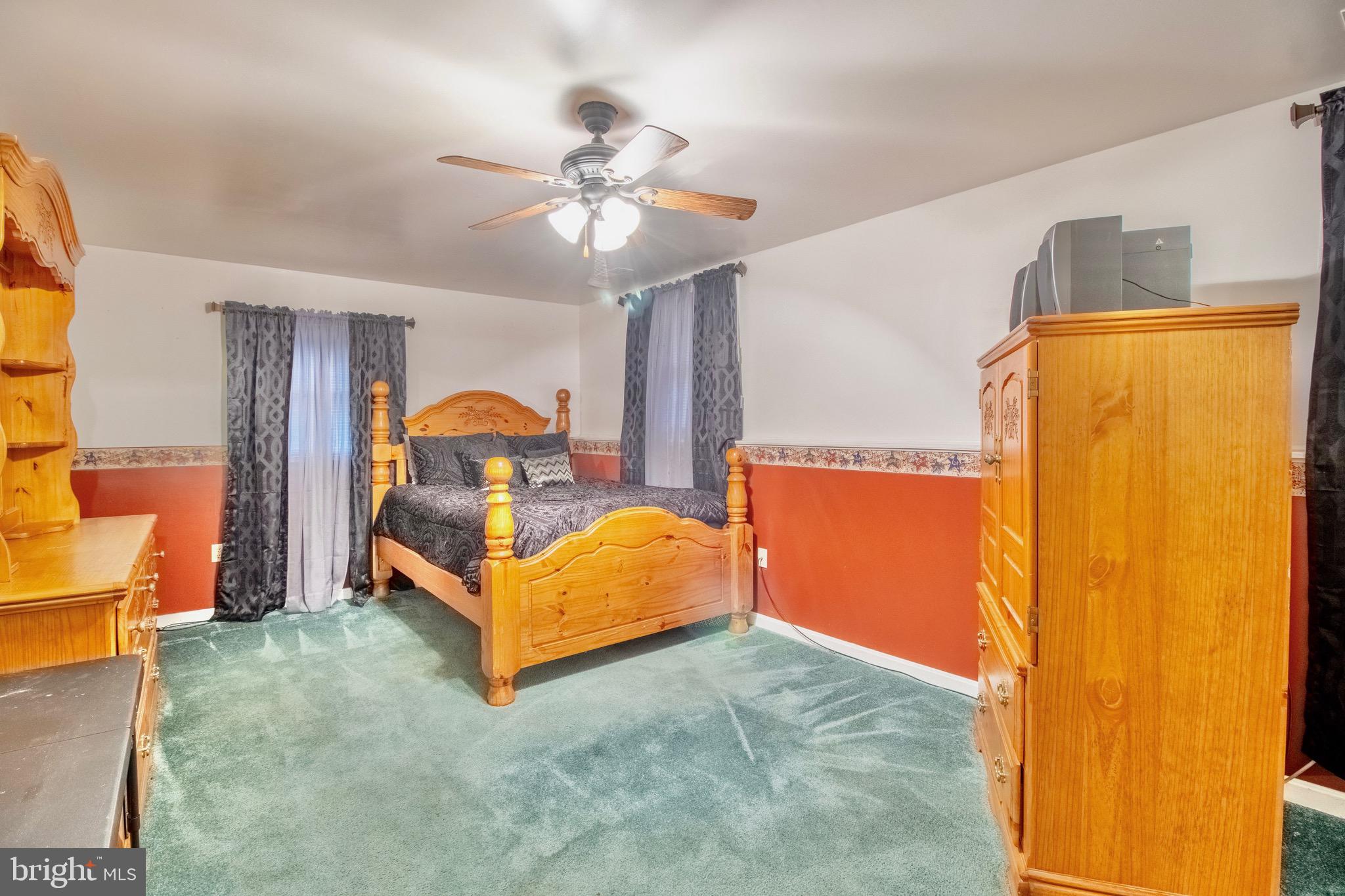 506 Stratford Cir