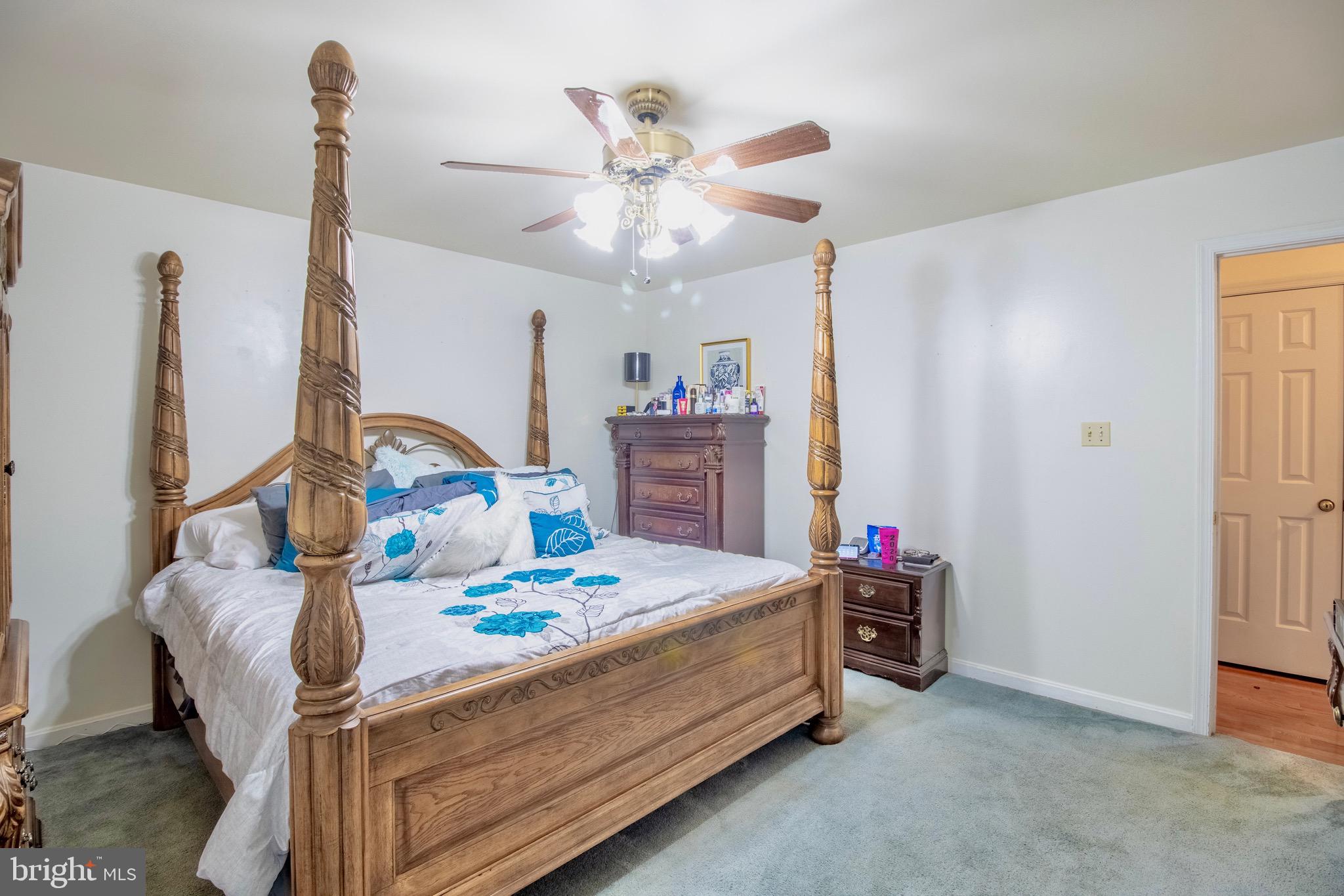 506 Stratford Cir