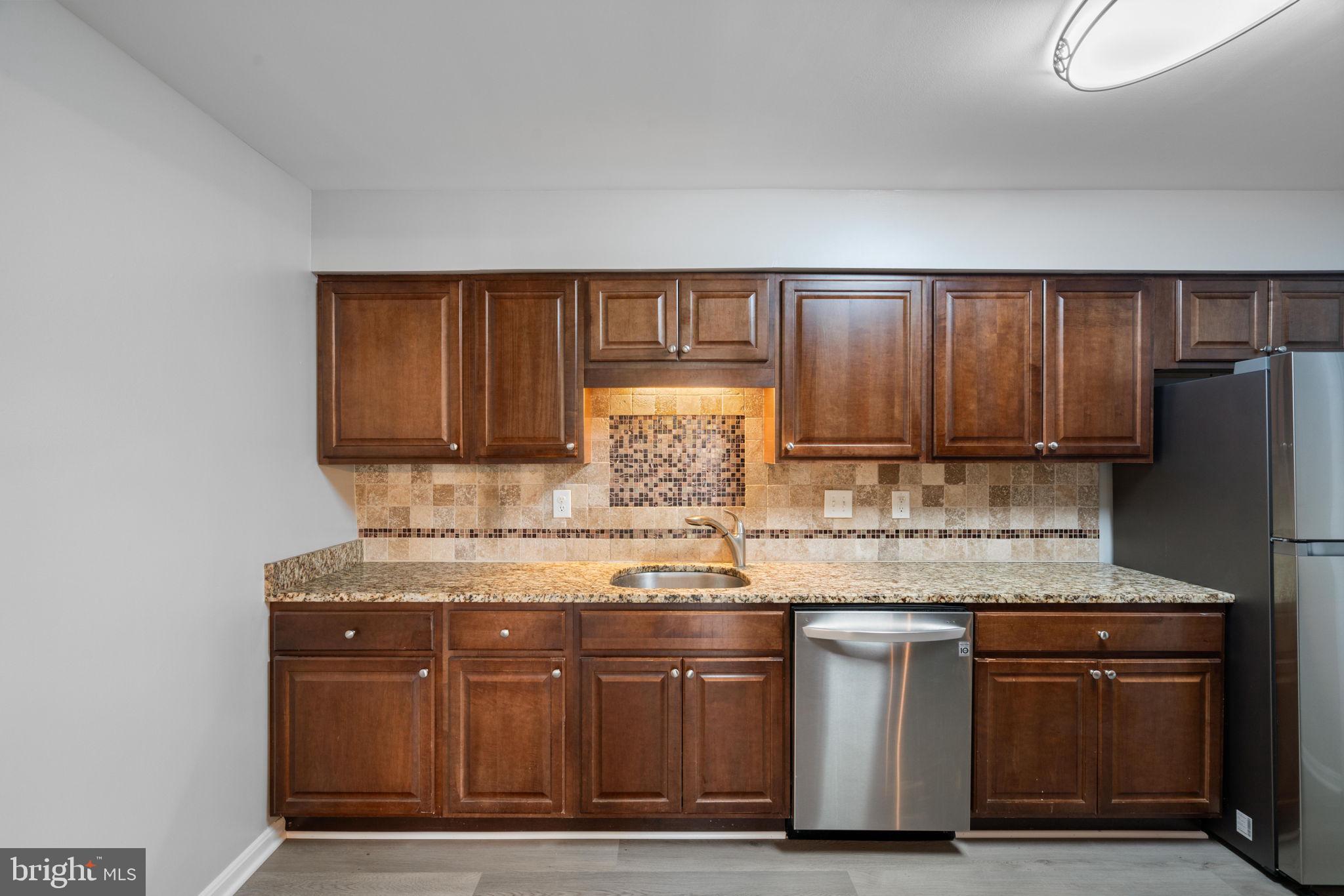 7513 Belle Grae Dr